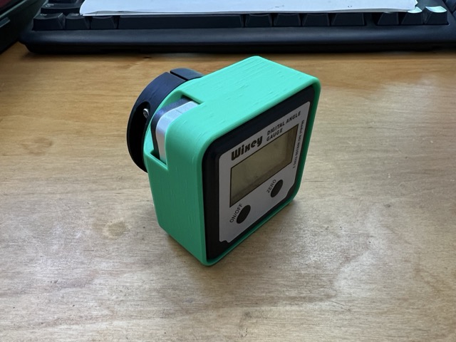 Chainsaw digital port timing gage