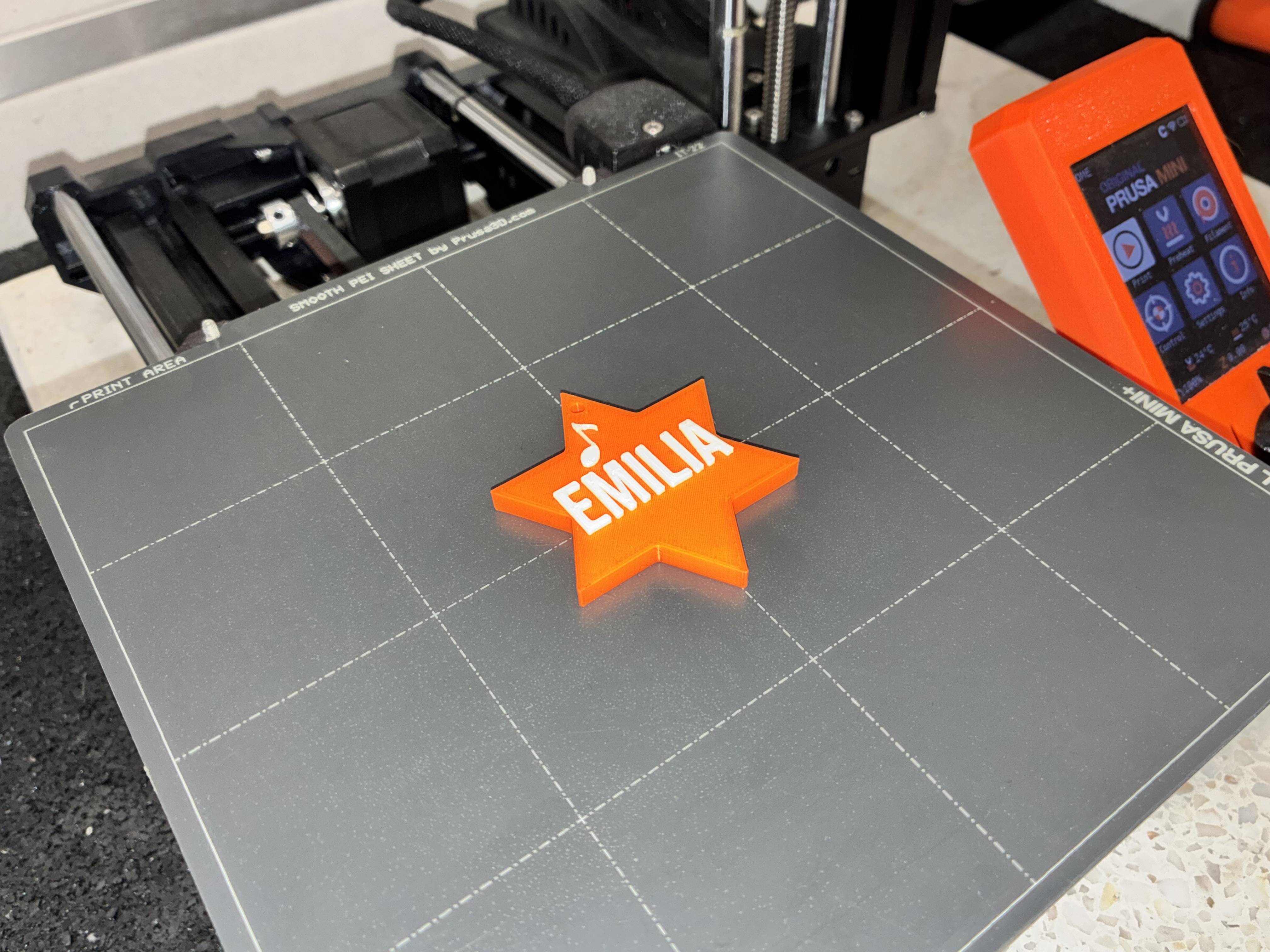 Emilia Star Keychain - Personalized Music Tag & Bag Charm (No Supports, Prusa Mini Tested)
