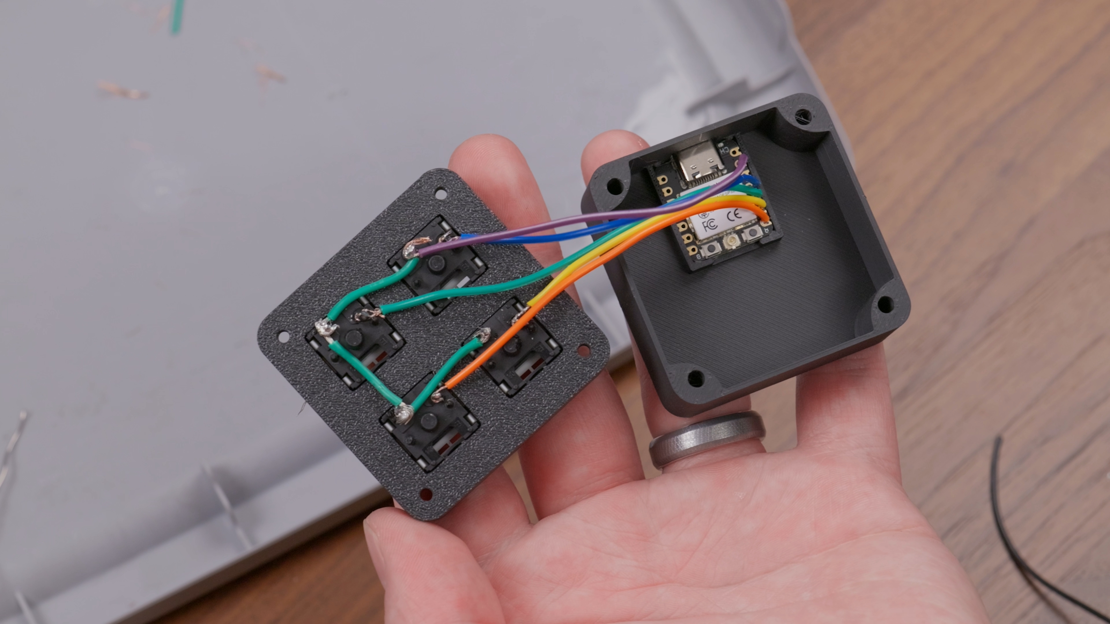 4-Button ESPHome Controller Enclosure — miniatura 2