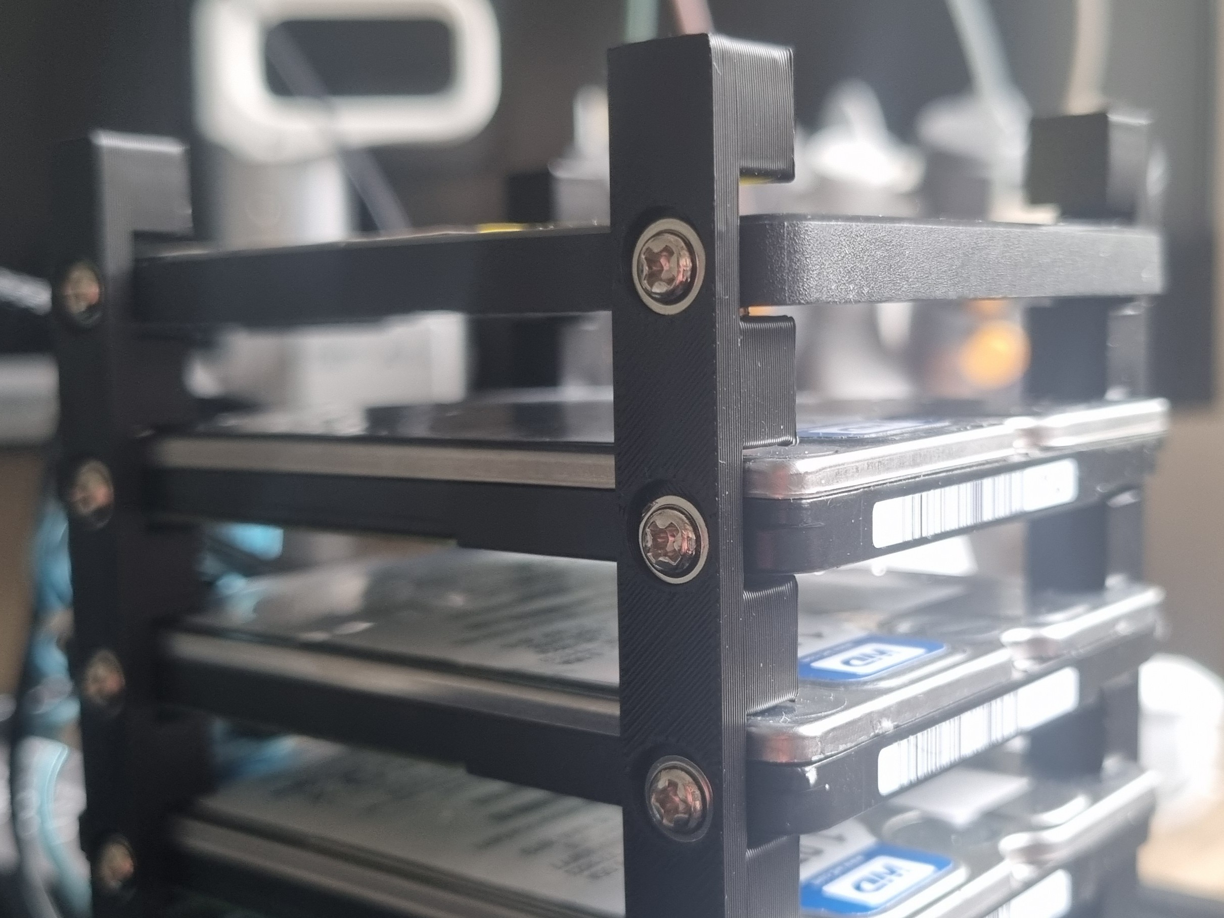 Miniatura 6 do modelo 3D HDD Stack Rack – 2.5" Drive Bracket