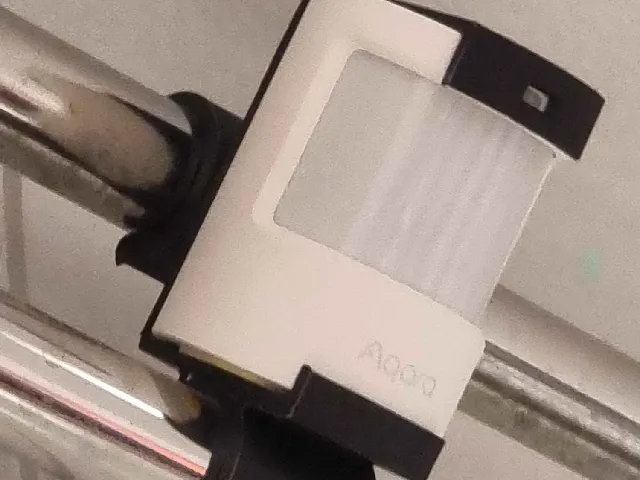 Aqara P1 compatible bracket (no supports, no tools)