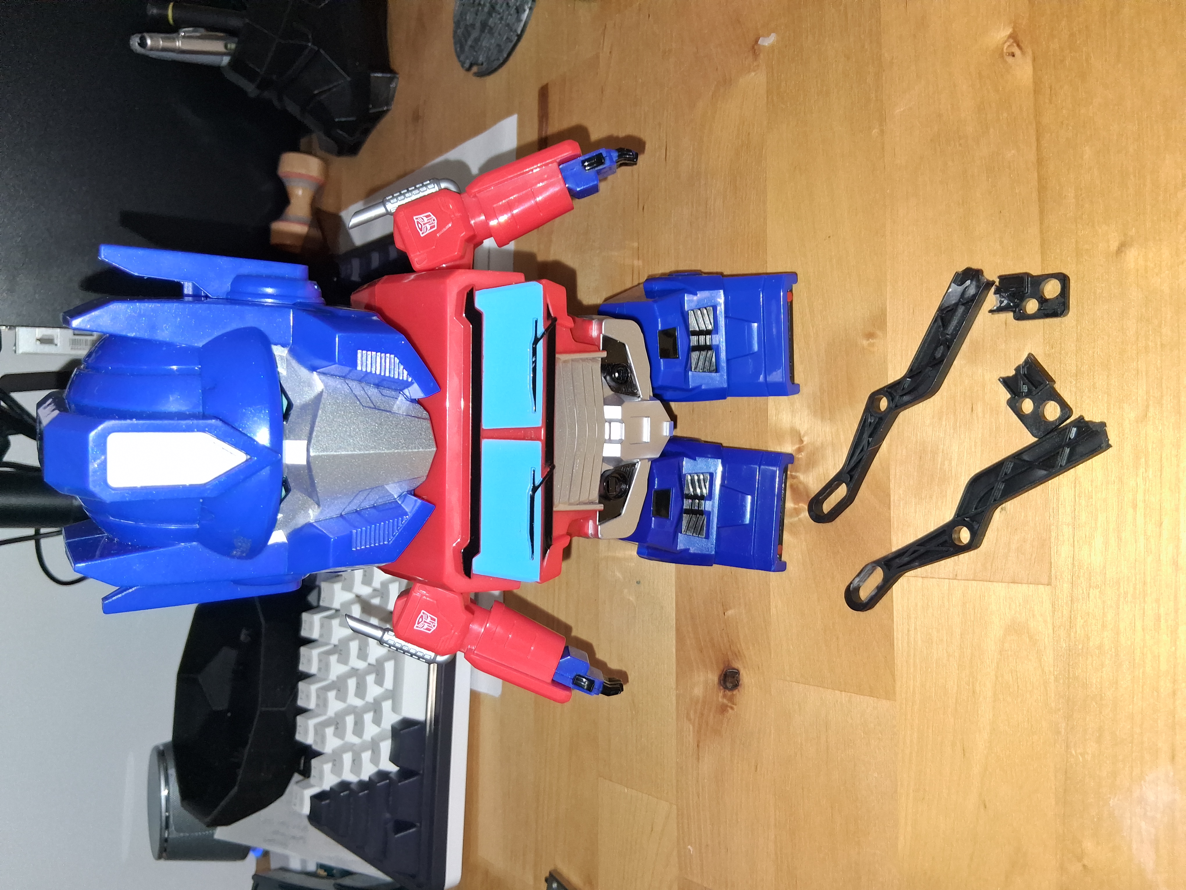 Replacement Leg for World Tech Toys Transformers Dancing Bot