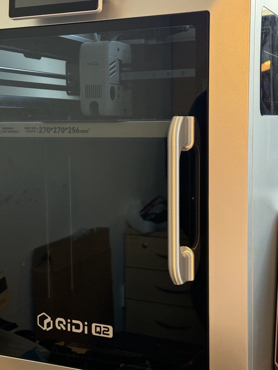 QiDi Q2 door handle