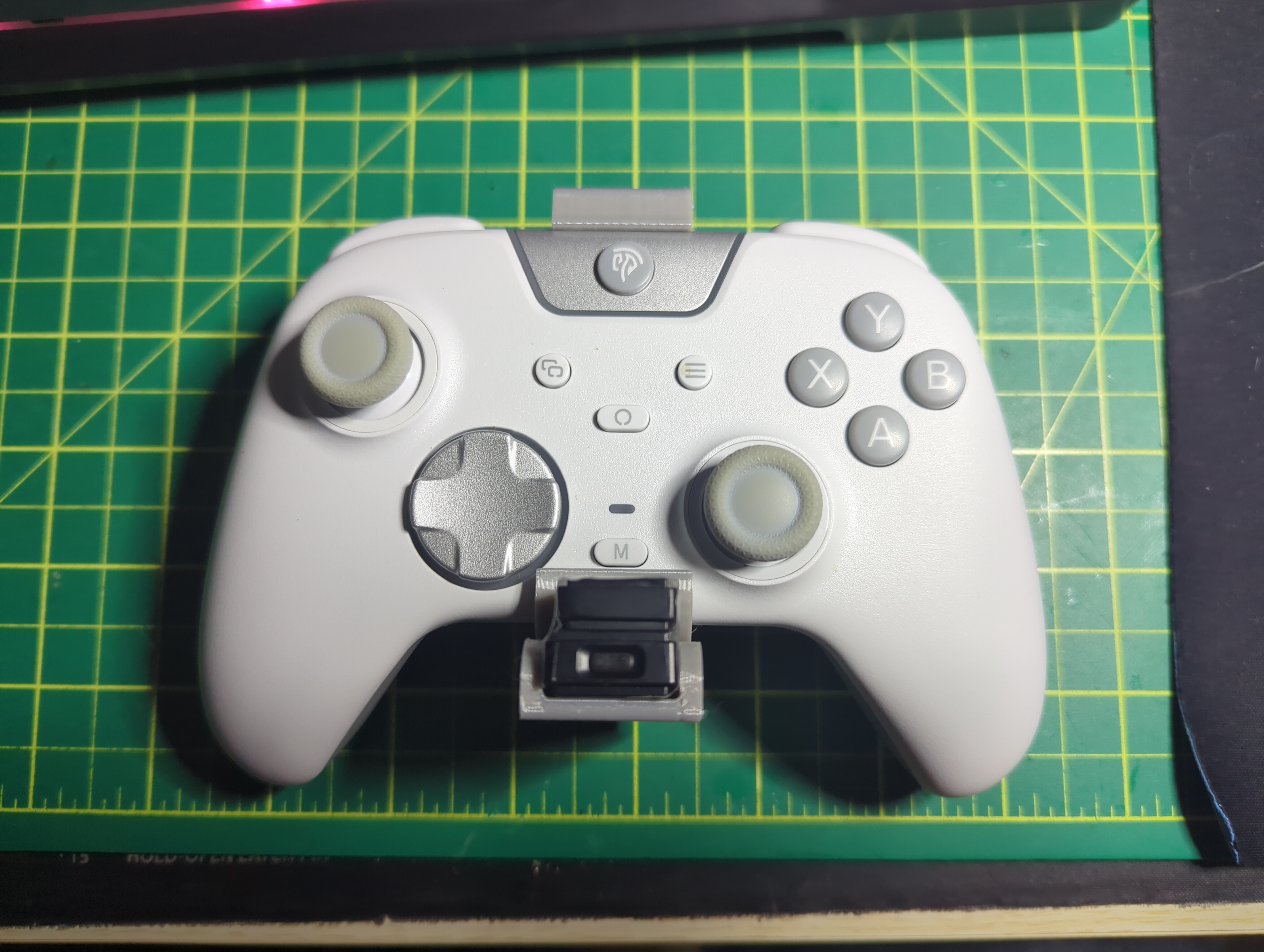 Miniatura 4 do modelo 3D Game Controller Hanger