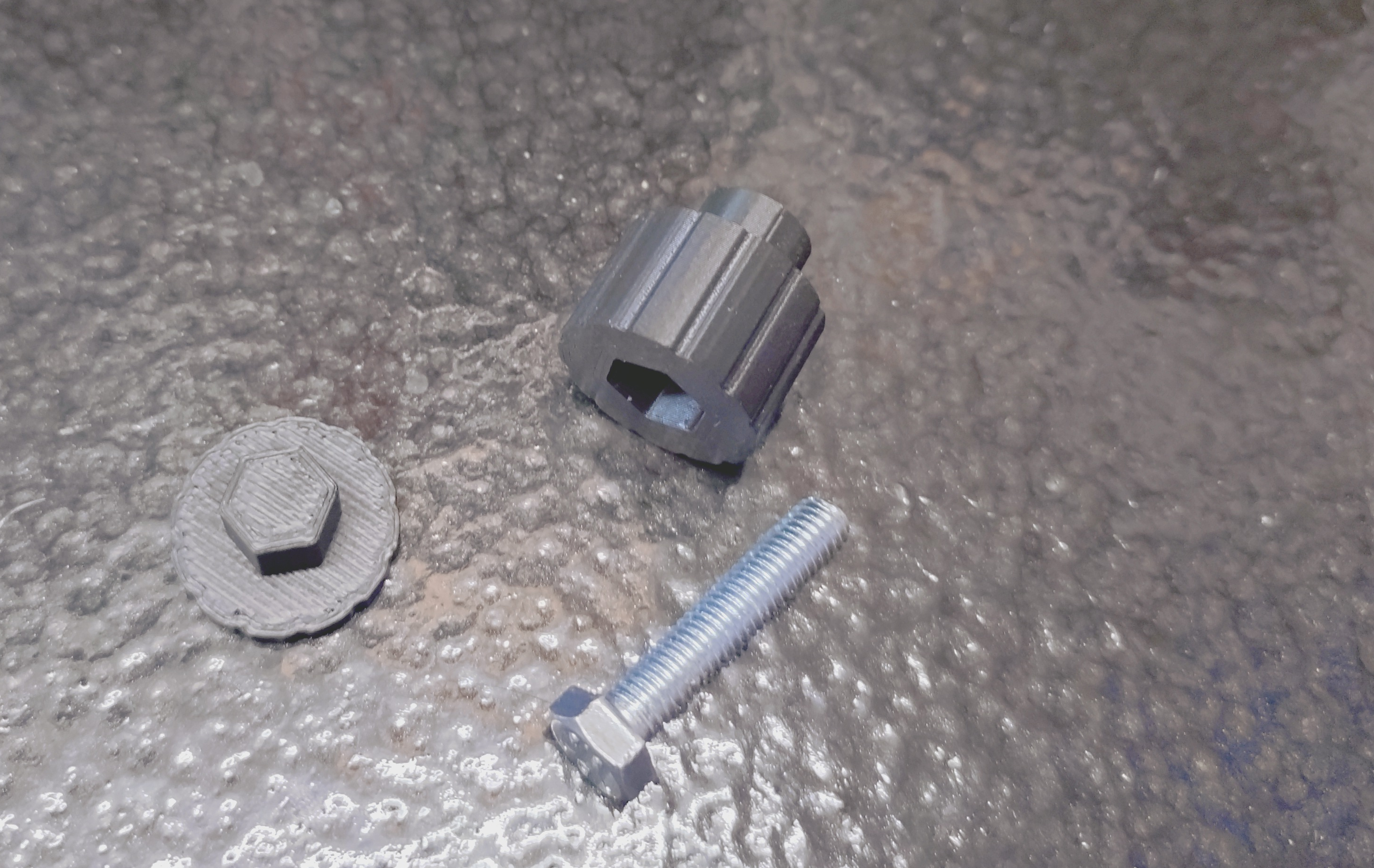 Miniatura 4 do modelo 3D Three knobs for M5 hexagon head screws