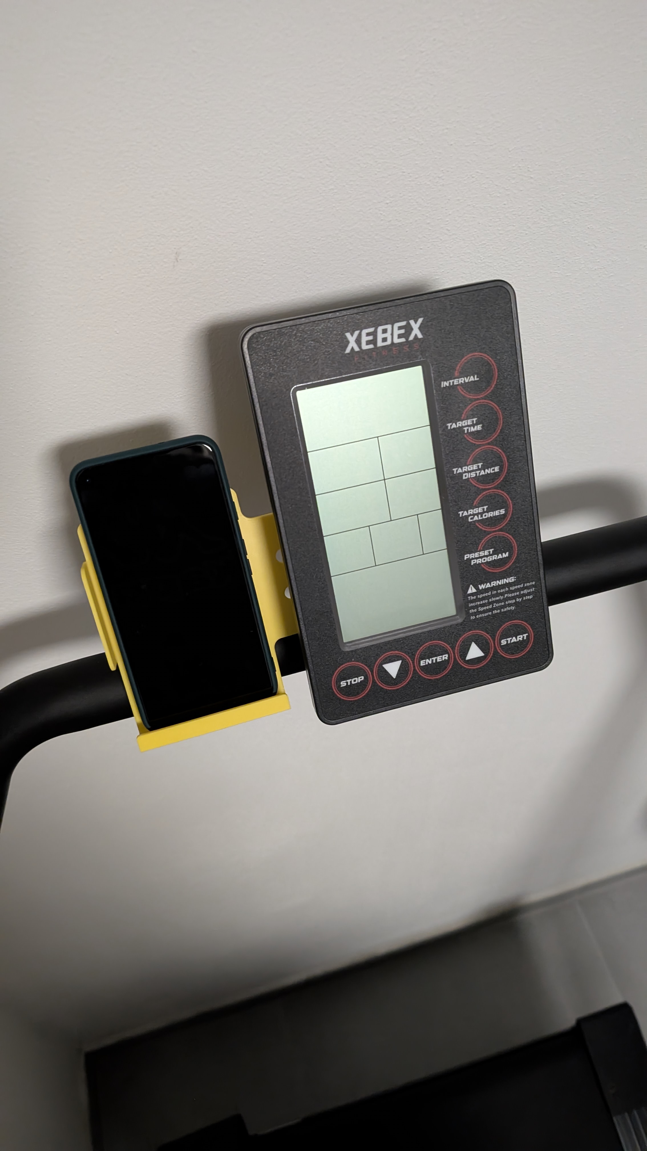Xebex Trekker 4000 phone holder