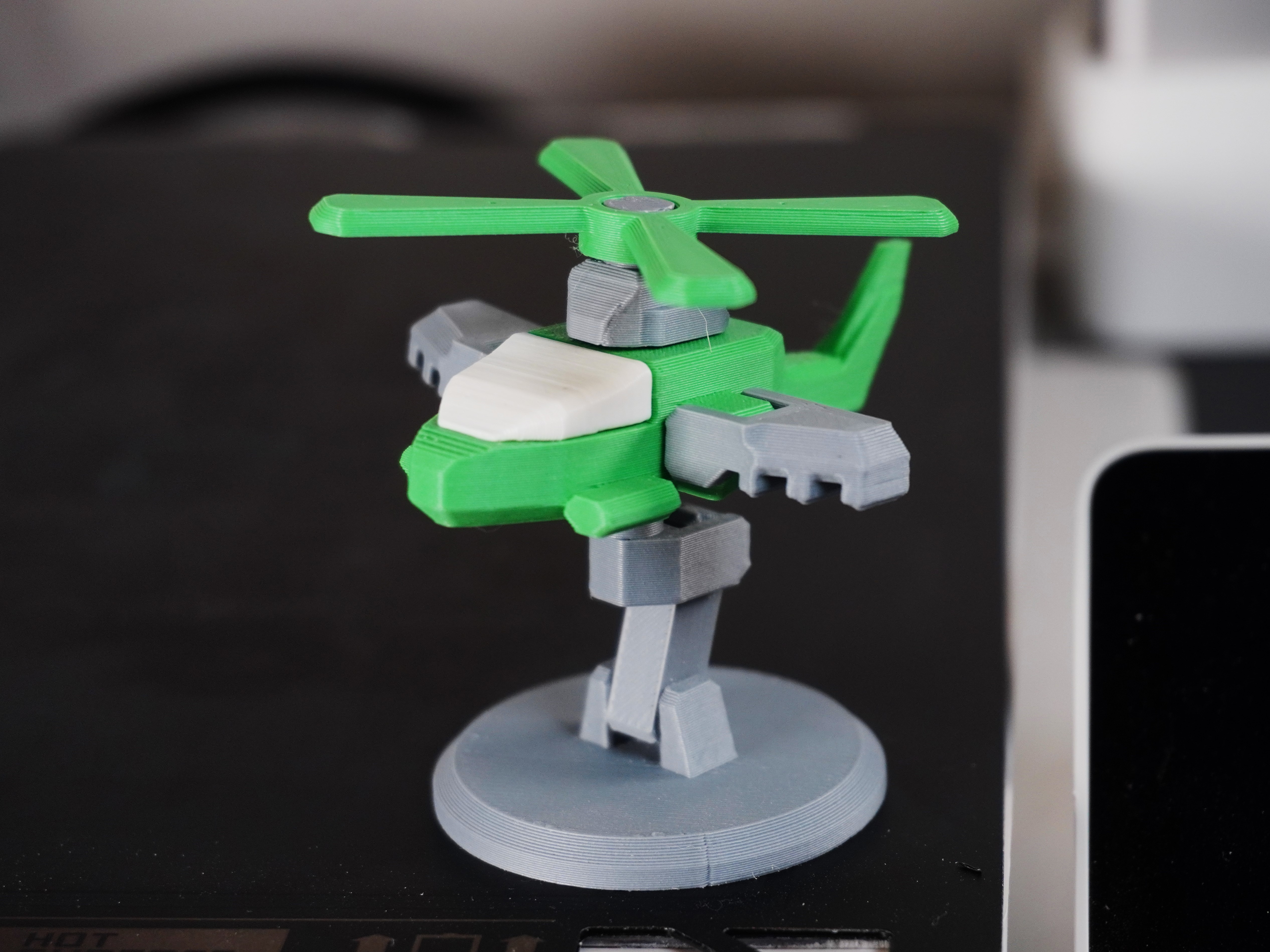Miniatura 3 do modelo 3D Attack Helicopter - Model Kit