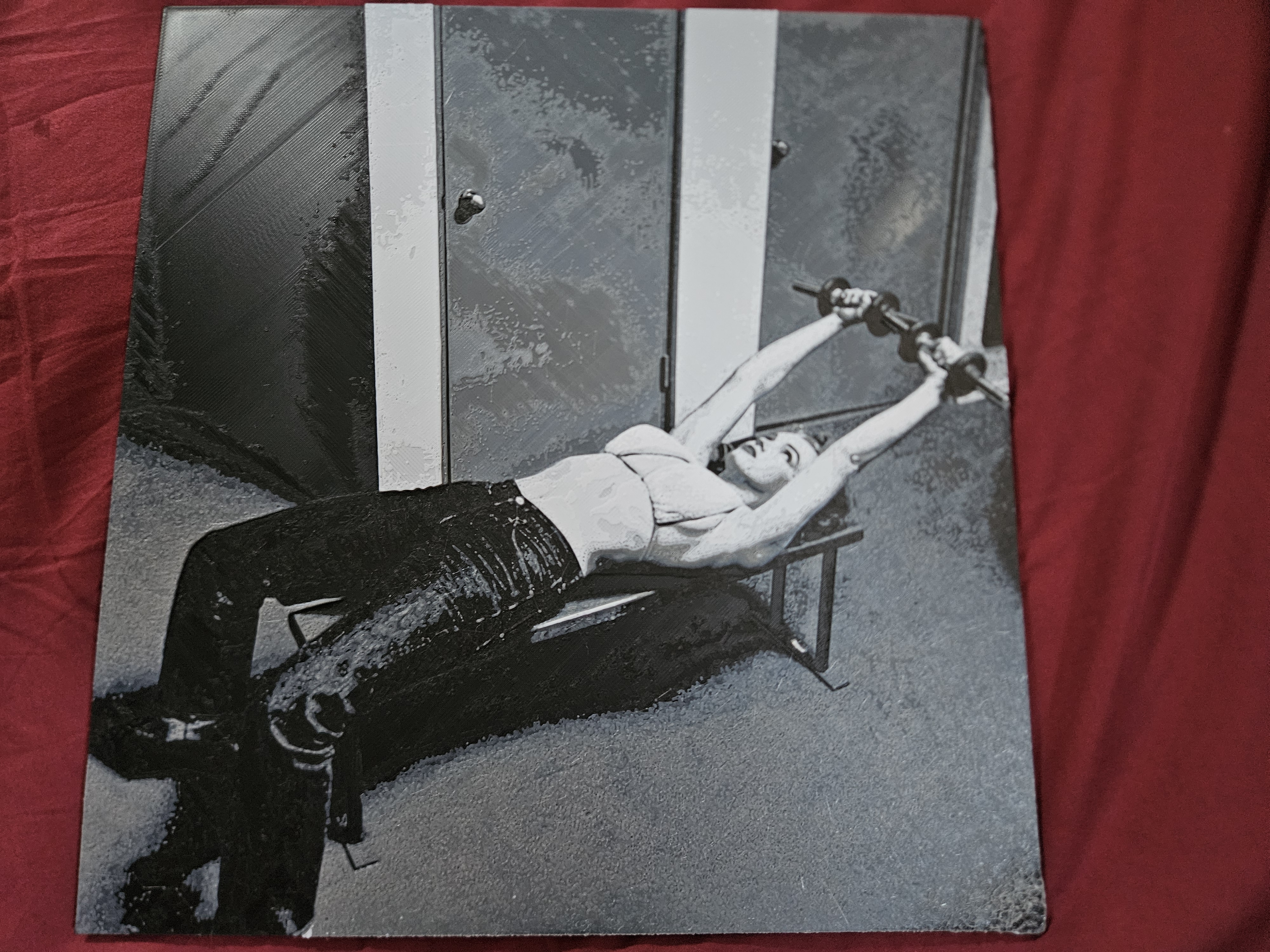 HueForge Marilyn Monroe hitting weights