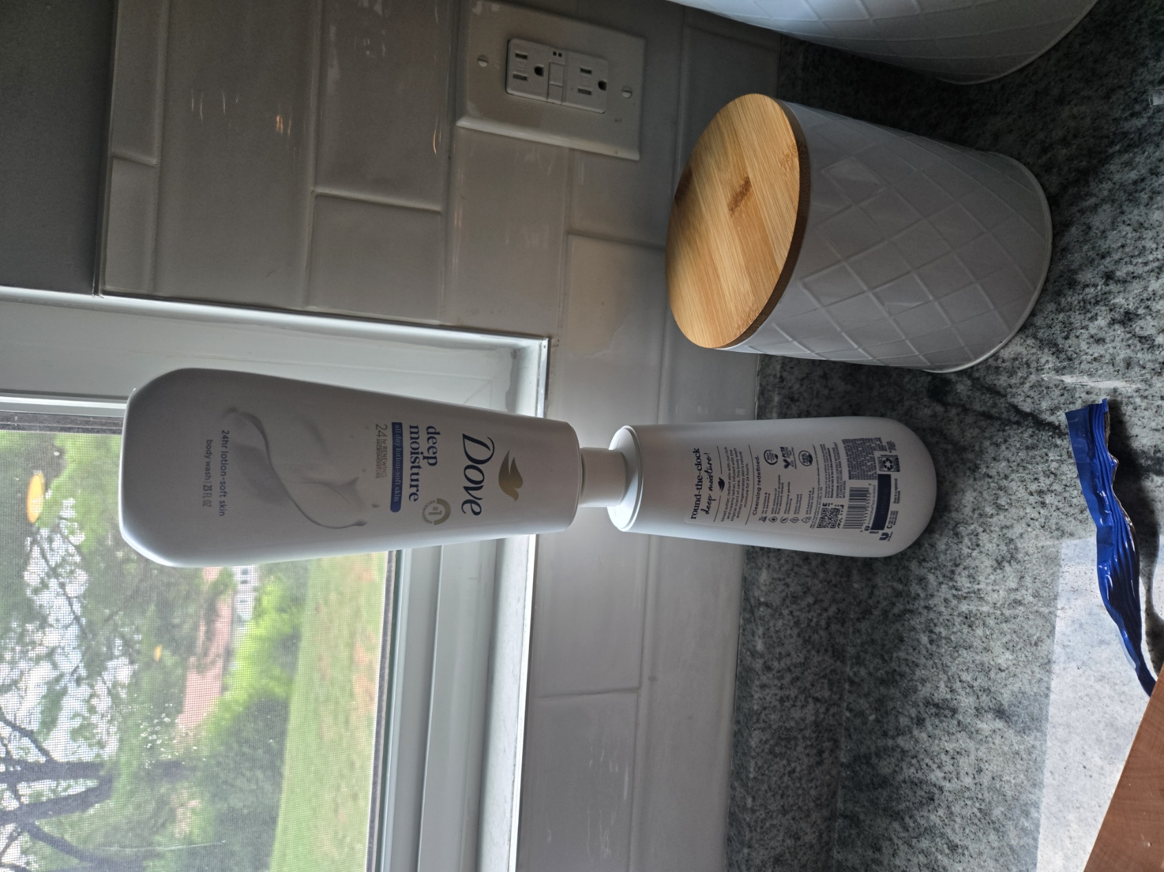 Dove Bodywash bottle adapter/coupler