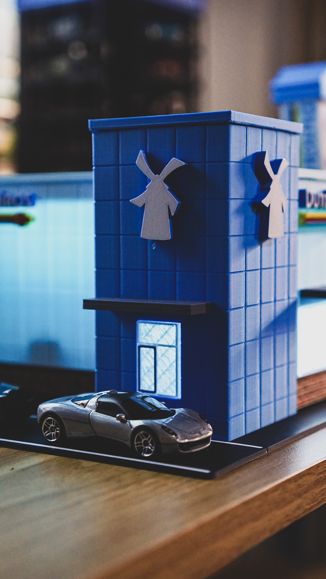 Dutch Bros Coffee Model Set - 1:64 Scale Diorama — thumbnail 8