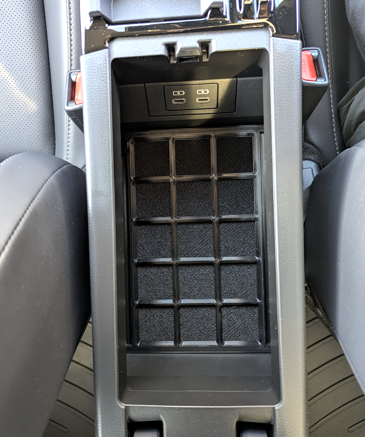 Gen 5 (2023+) Prius Center Console Gridfinity Base