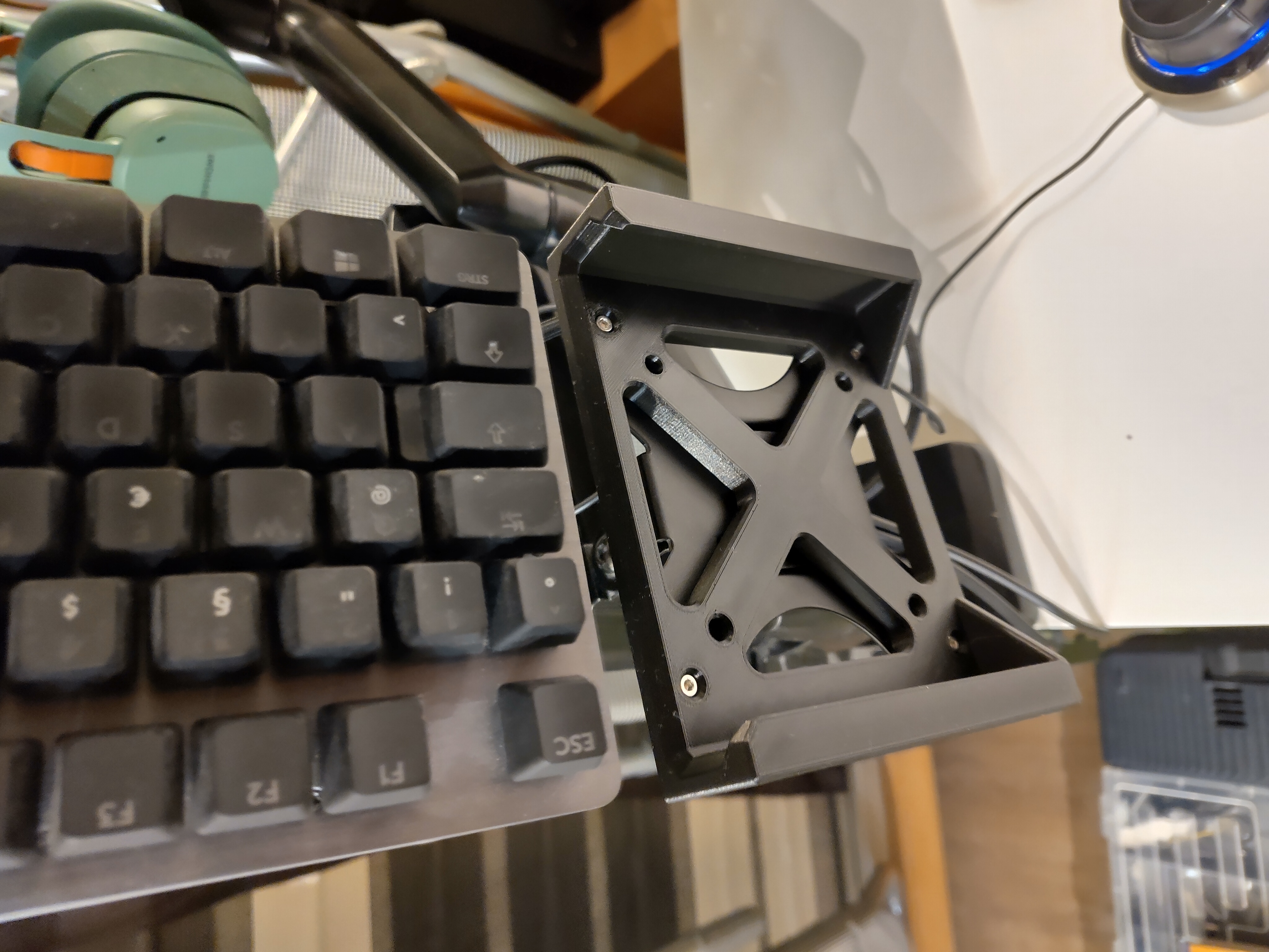 VESA Mount for Keyboard Logitech G513