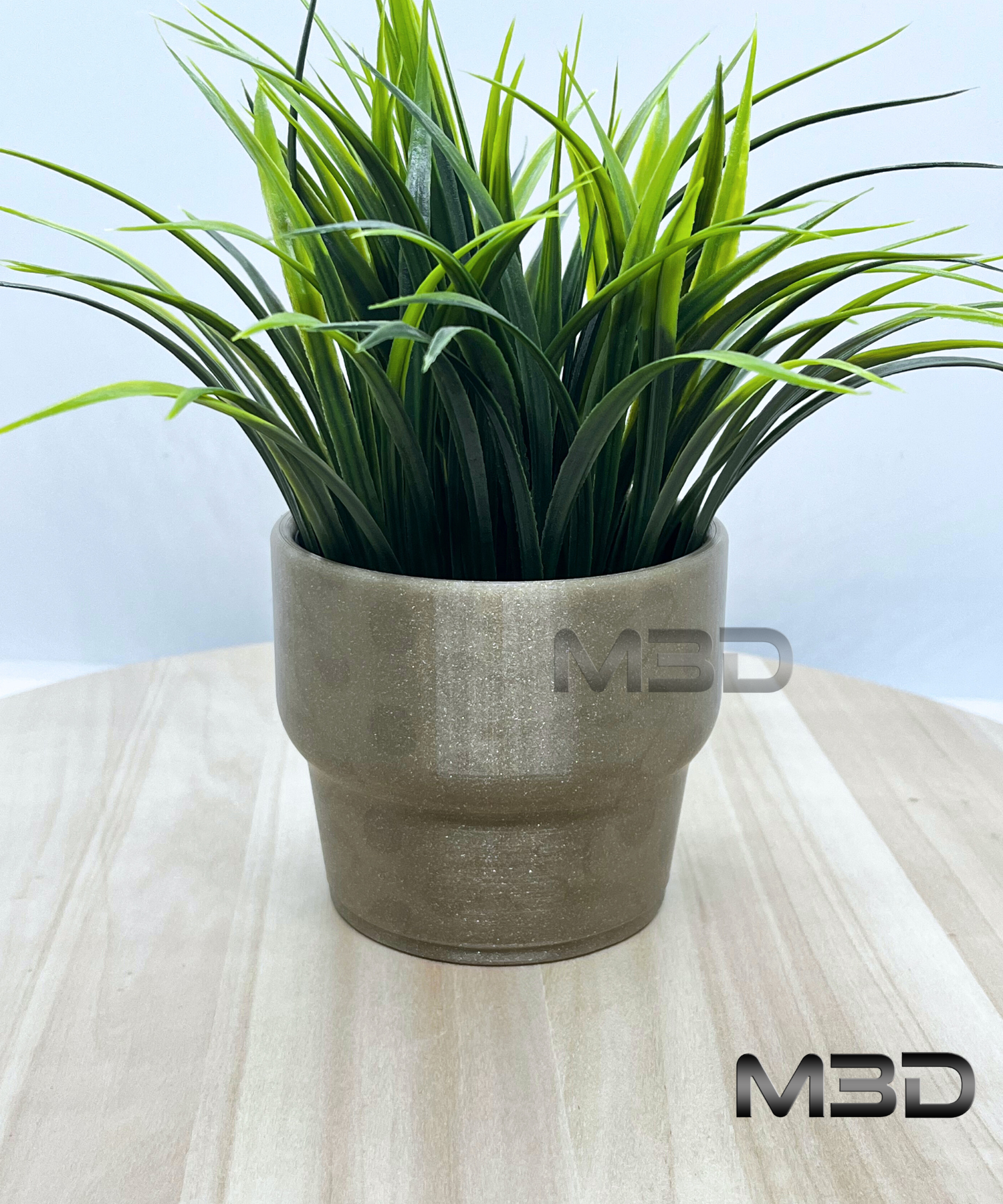 Miniatura 2 do modelo 3D Basic Planter with Saucer