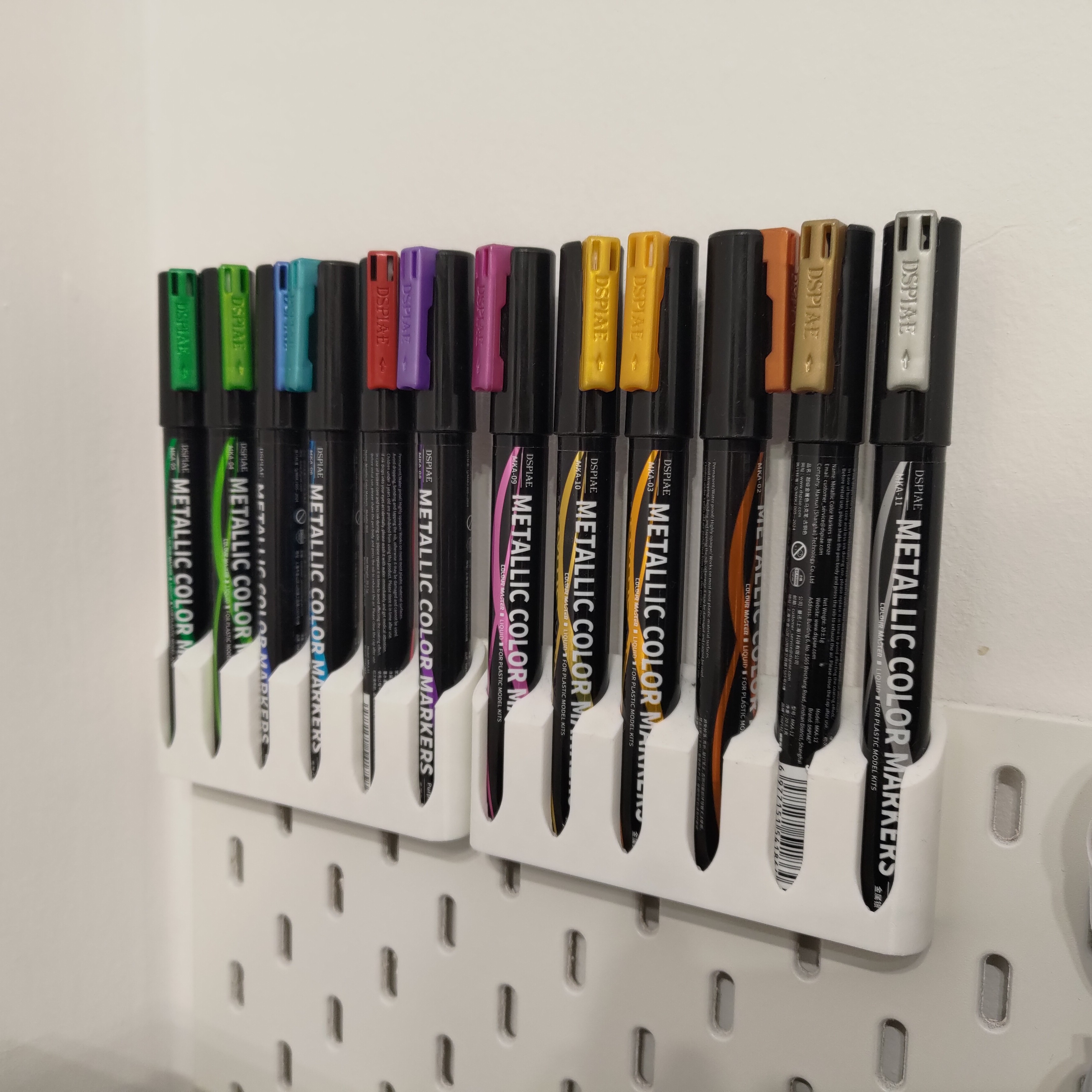 Skadis DSPIAE Metallic Color Markers holder 3D model