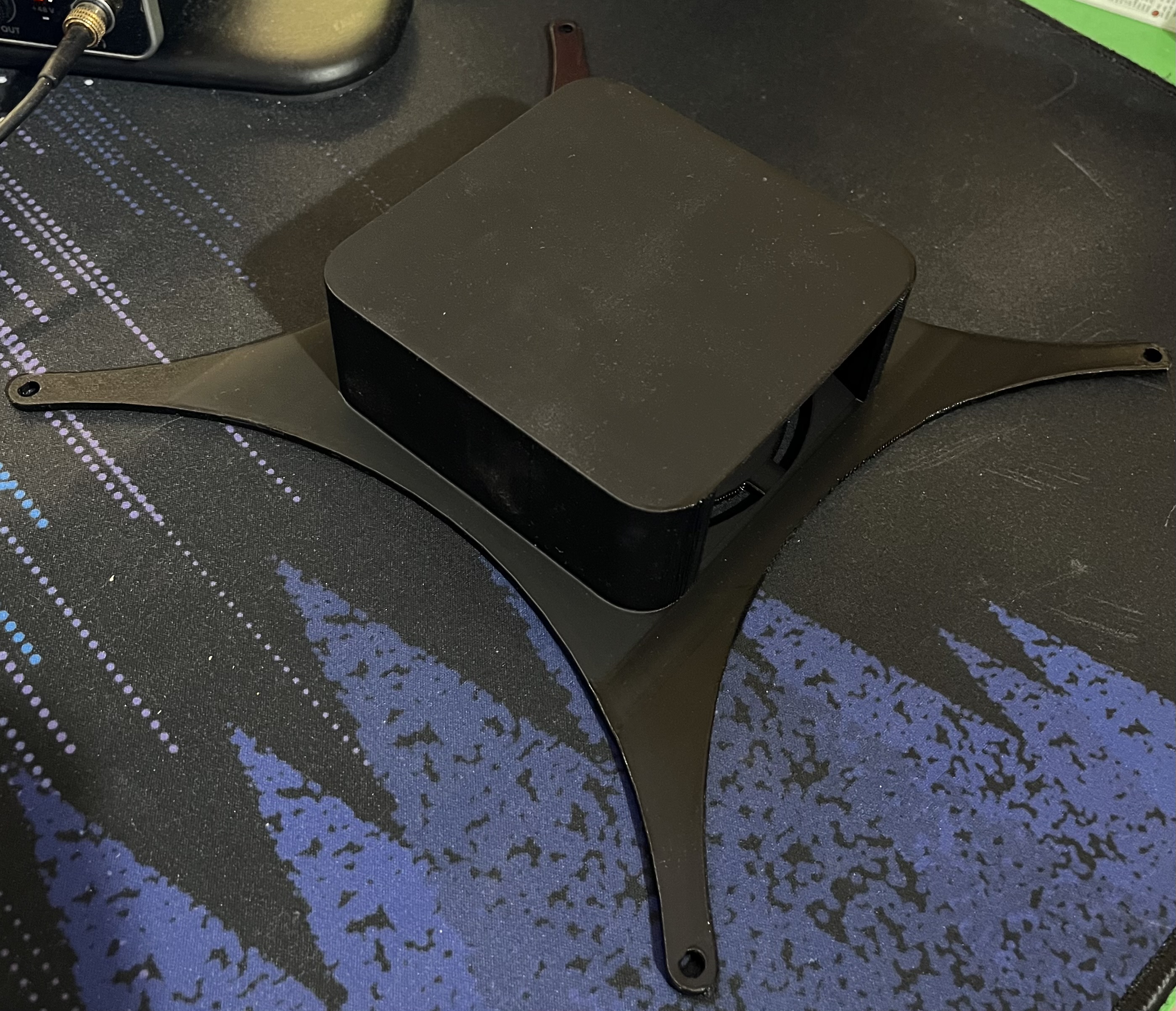 Apple TV 4k 1st/2nd gen - 200x200 VESA Mount