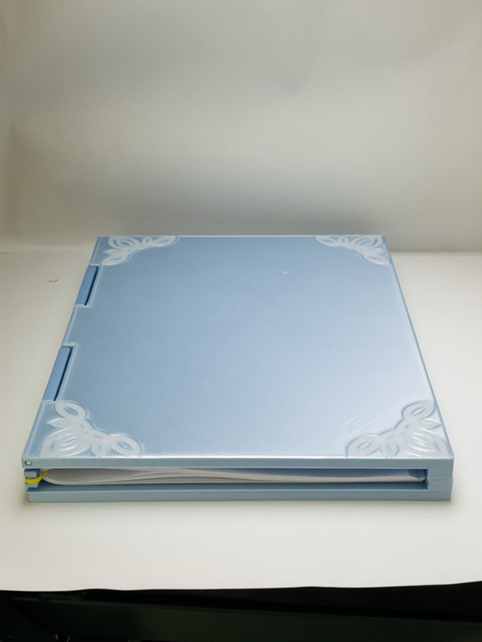 Miniatura 2 do modelo 3D Fantasy Notebook – Document Holder