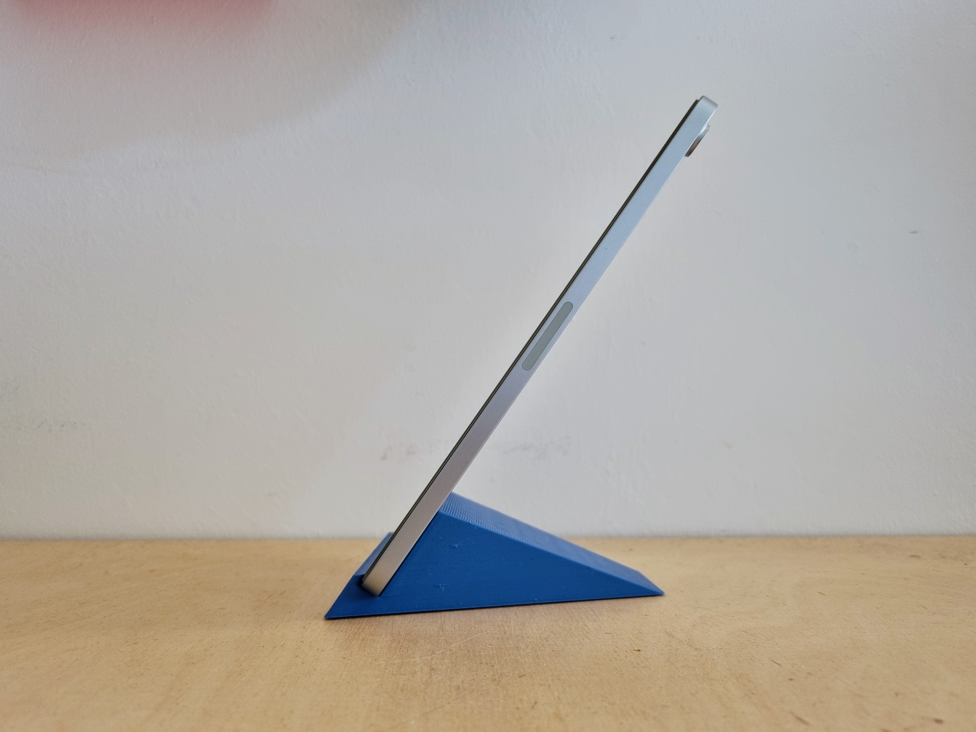 Minimal iPad Mini 6/7 Stand