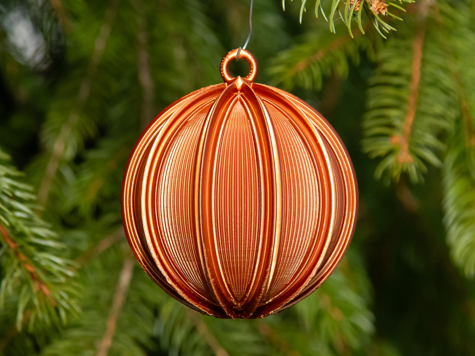 Closed Christmas Ball with Ribs 2025