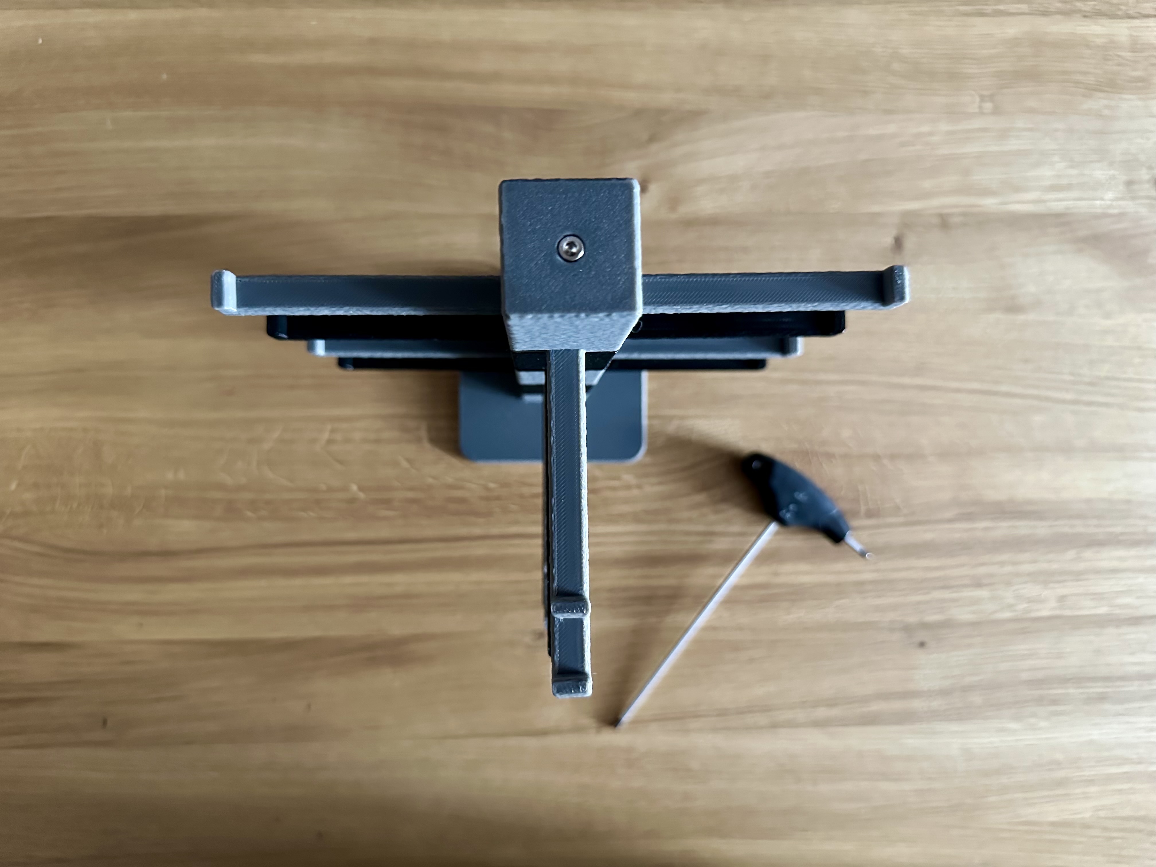 Miniatura 12 do modelo 3D Modular Glasses Holder