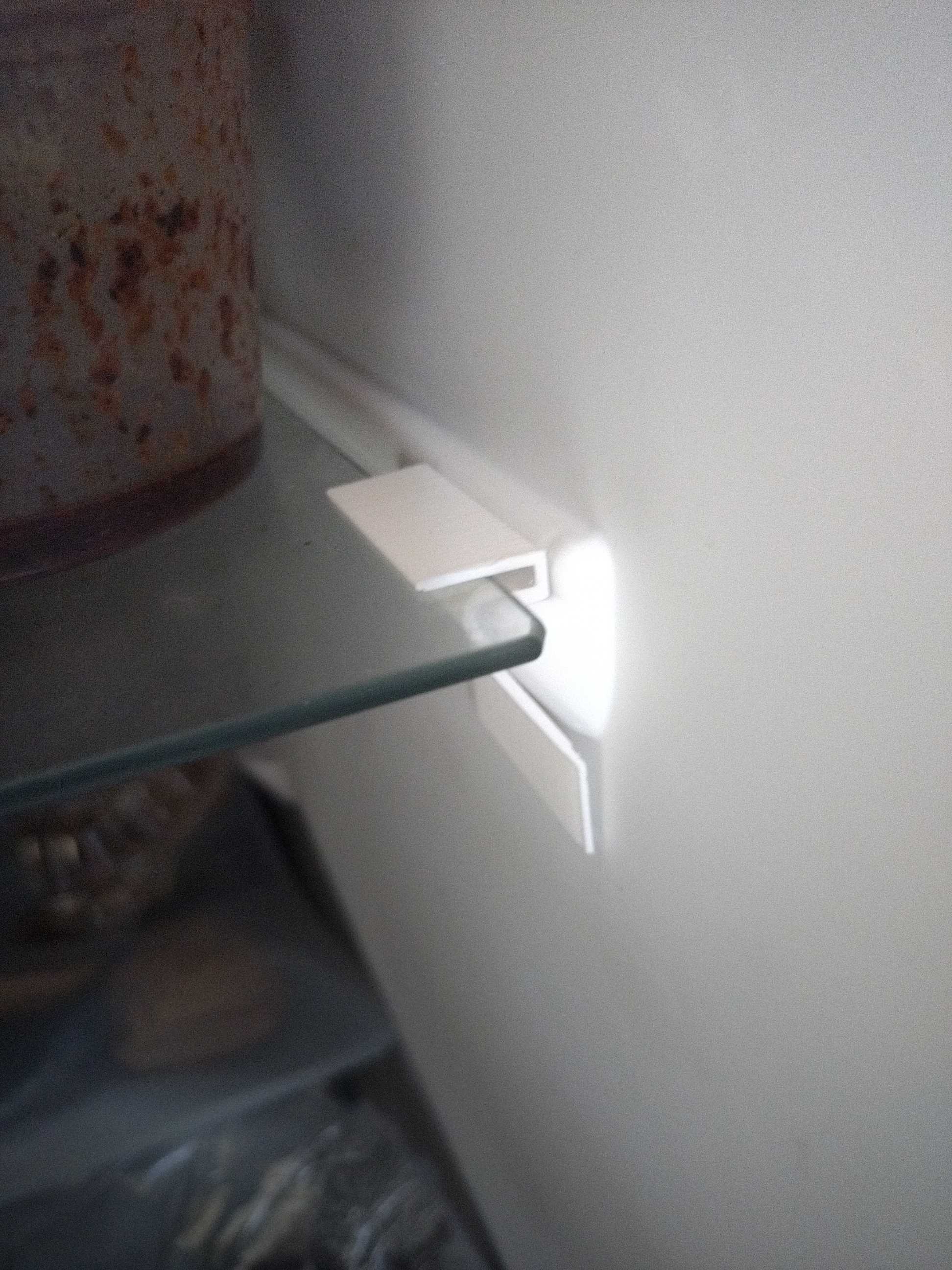 Replacement Frigidaire Refrigerator Shelf Bracket, AKA Fiiiiiive