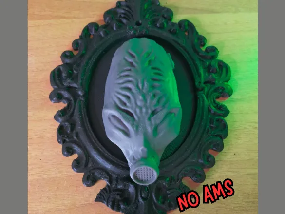 ALIEN FRAME – Gothic Sci-Fi Wall Art