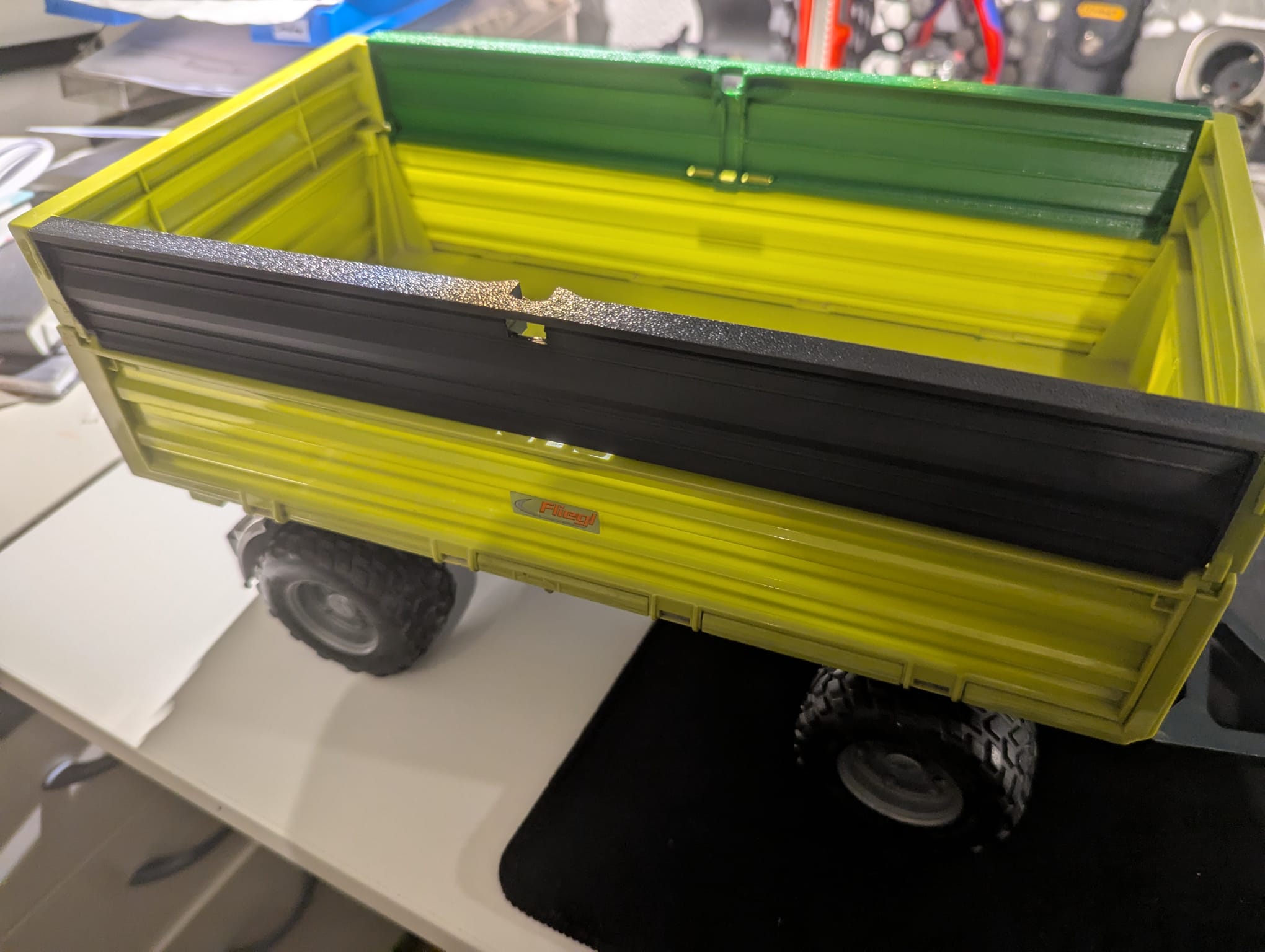 Boardwand / Side rails Fliegl wagon - Bruder 42194
