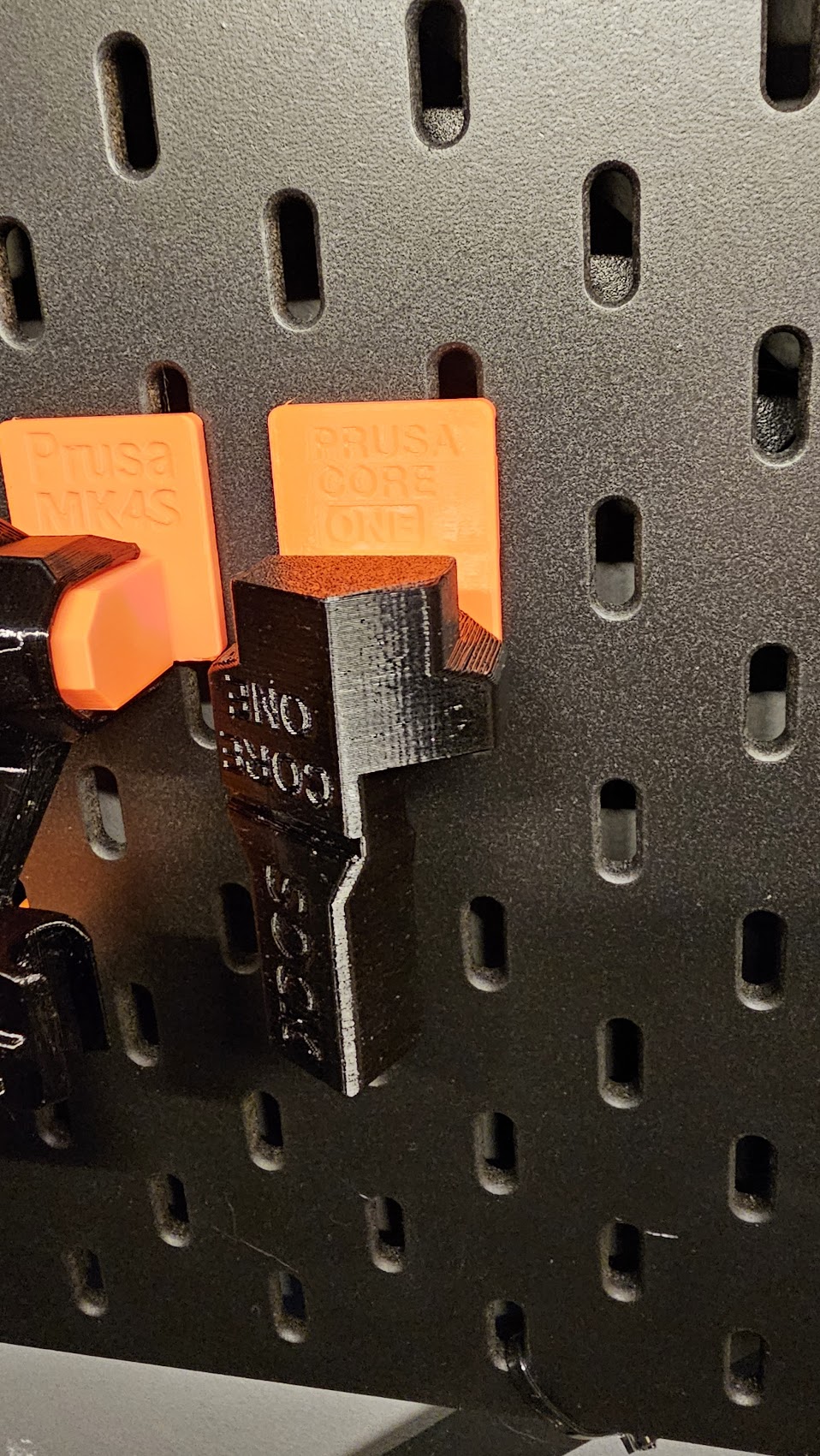 CoreOne Nozzle Replacement Tool (sock) Skadis holder