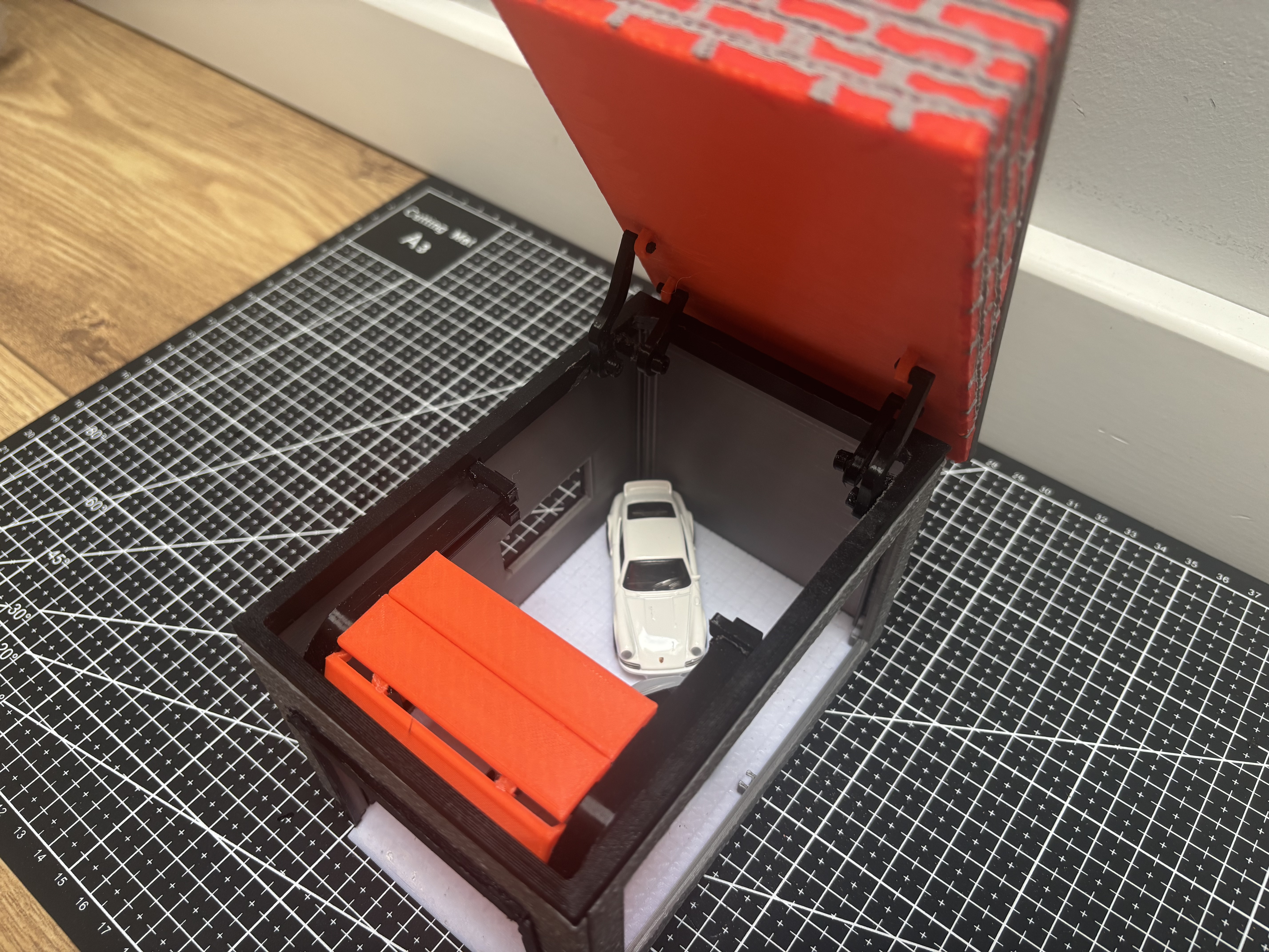 V1.2 Mini garage *Roof update* — thumbnail 7