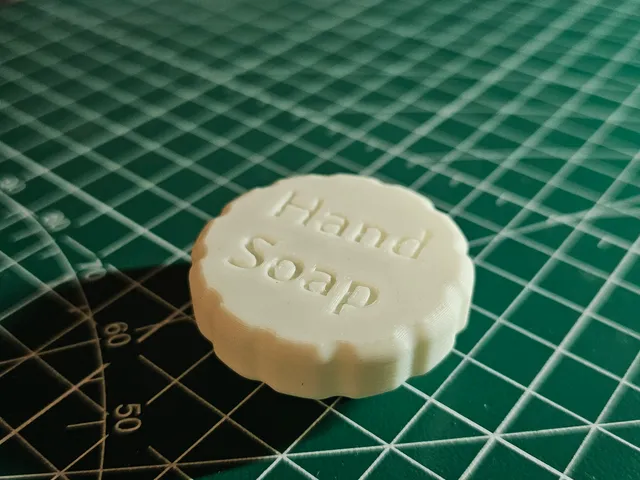 Dettol_HandSoap_Dispenser_ClosingLid