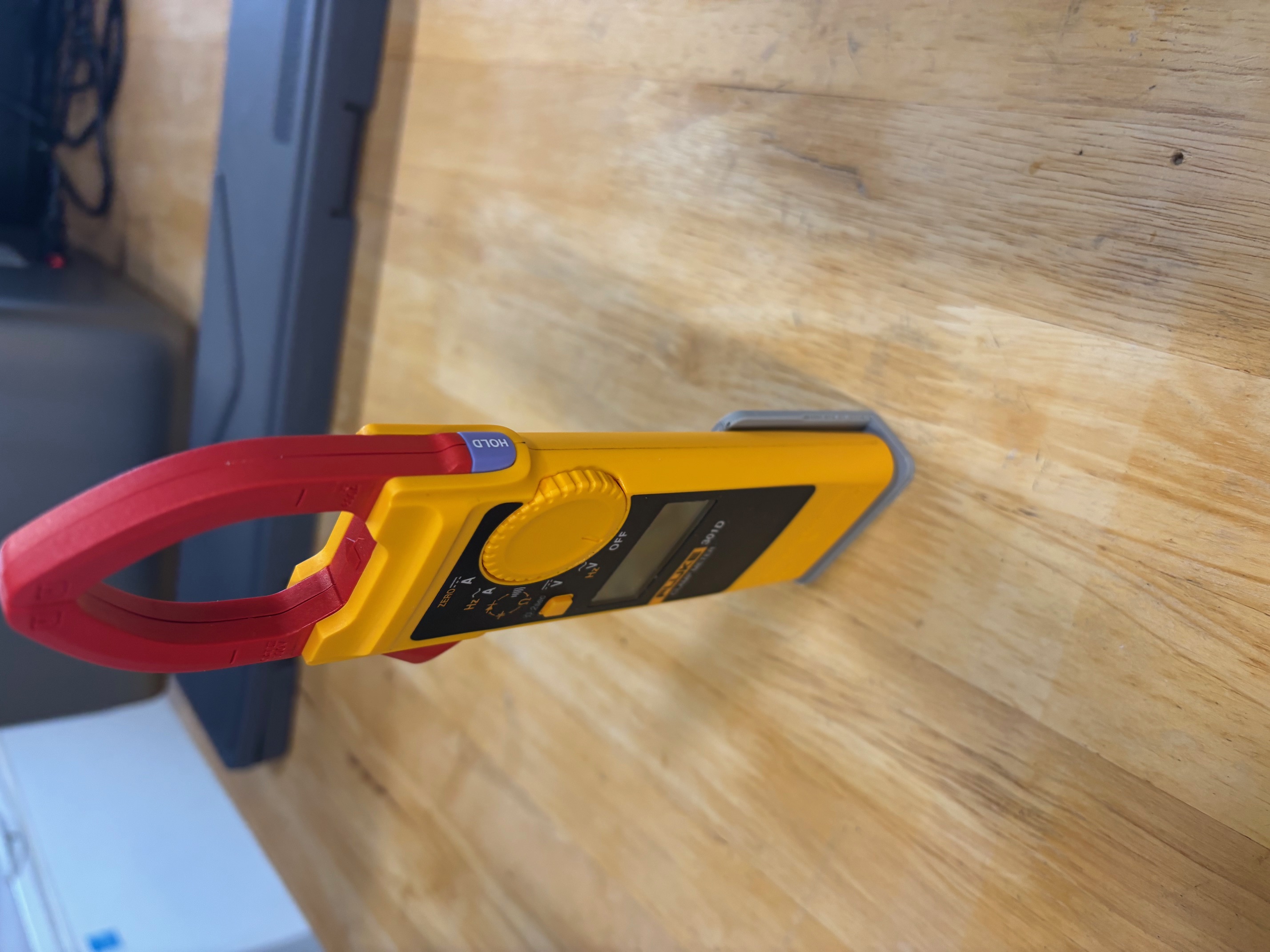 Fluke Clamp Meter Wall Mount