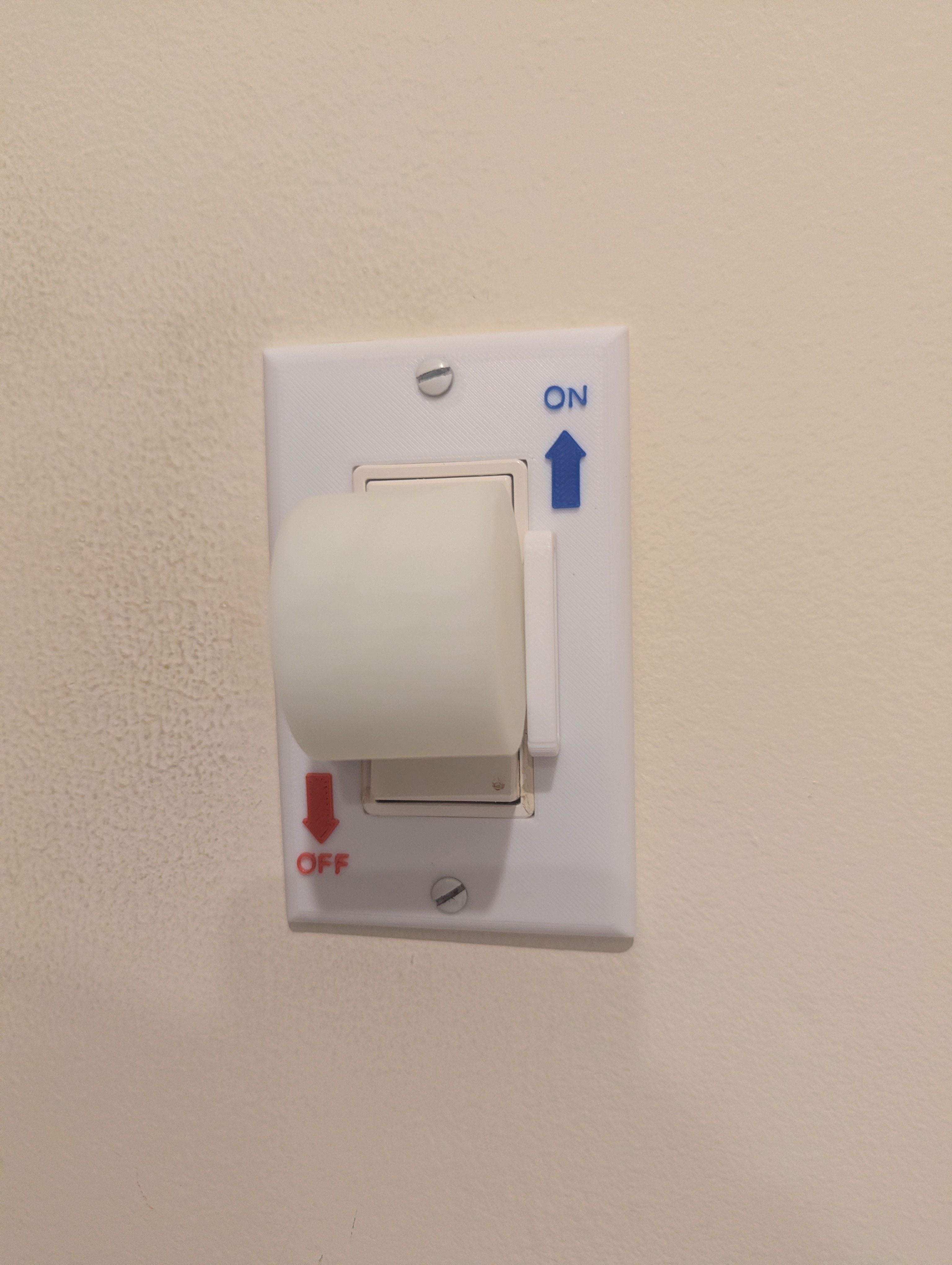 Miniatura 2 do modelo 3D Adaptive Wall Switch Plate