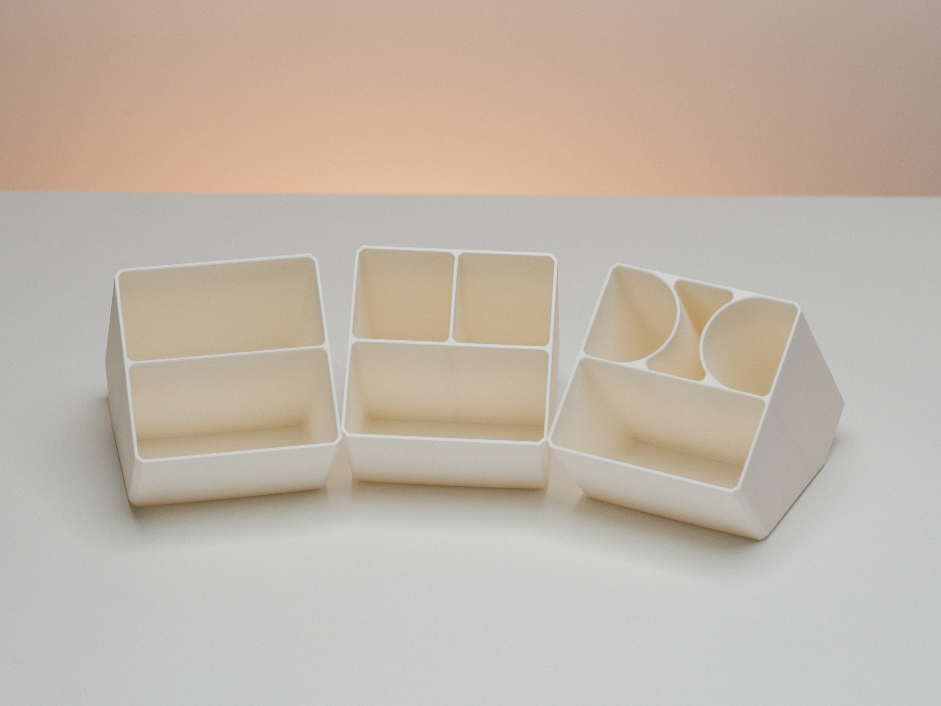 Miniatura 10 do modelo 3D Modular Desk Organiser