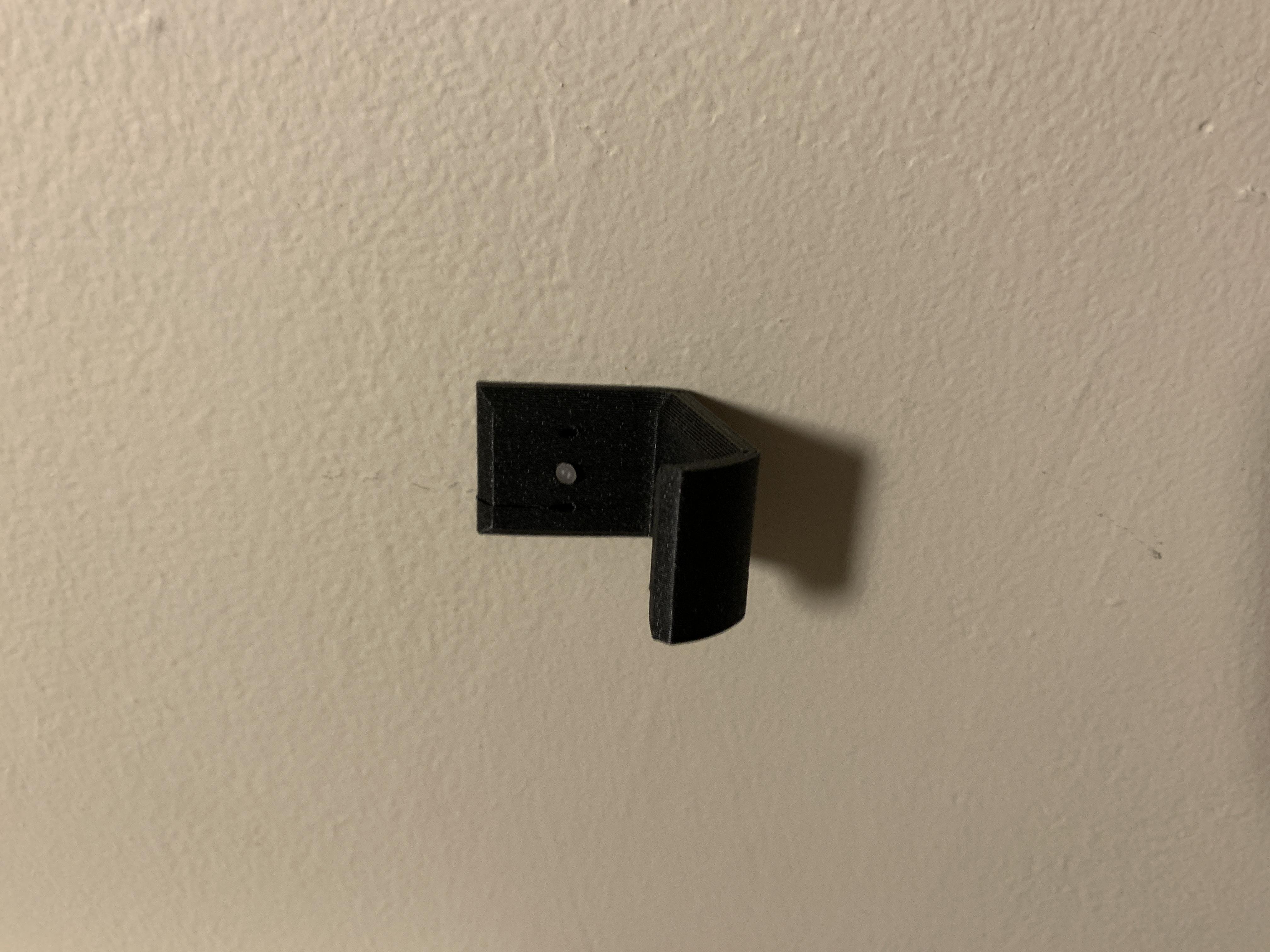 Nailable Hanger