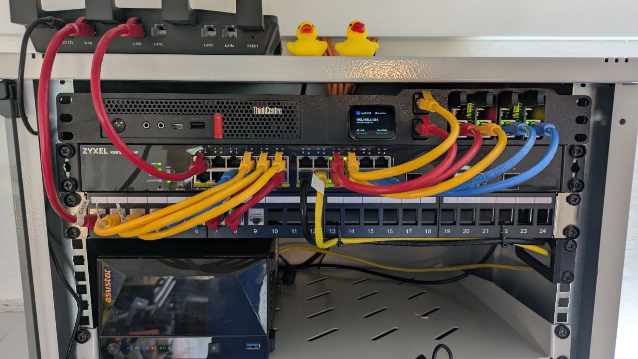 1U 19" Rack mount for Thinkcenter M720q, JetKVM and CM4 Compute Blades