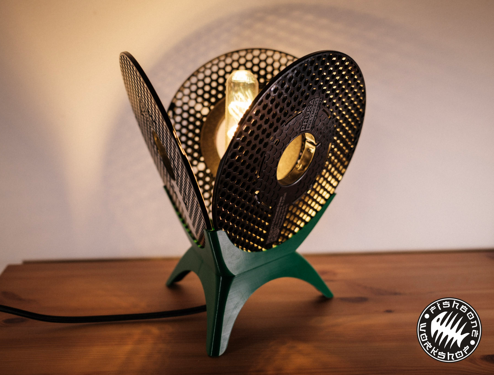 Astra Lumafloris - Lamp with upcycled Prusament spools