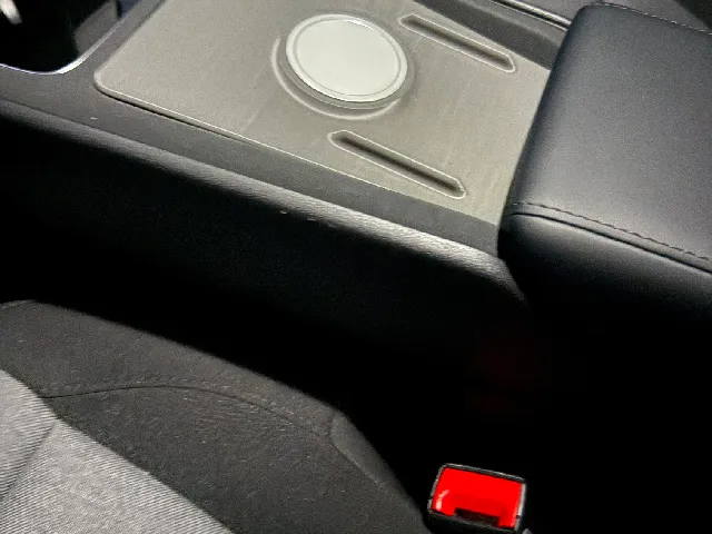 MG4 EV Urban: MagSafe Adapter for Inductive Charging Dock