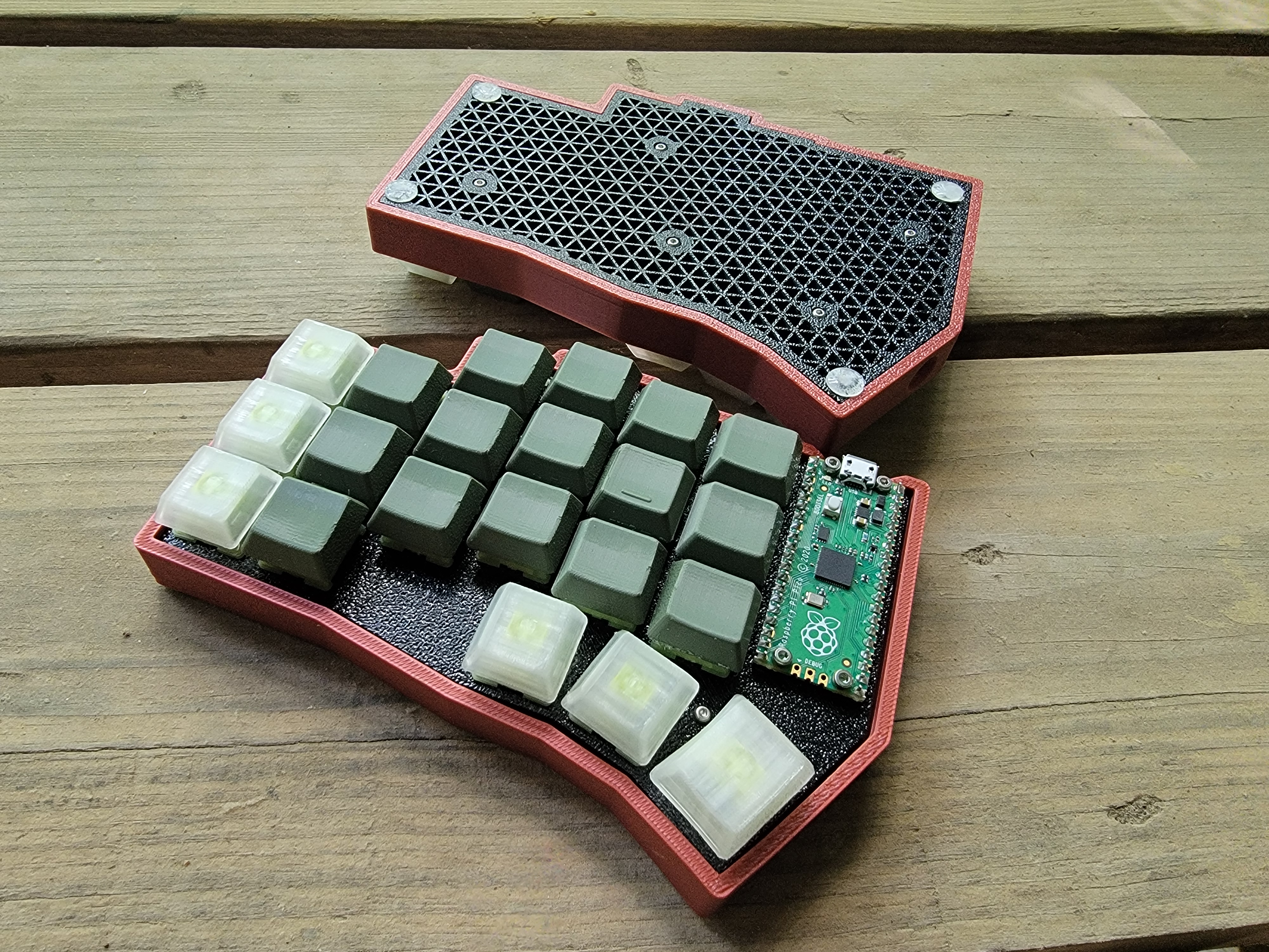 Handwired Split Keyboard — thumbnail 2