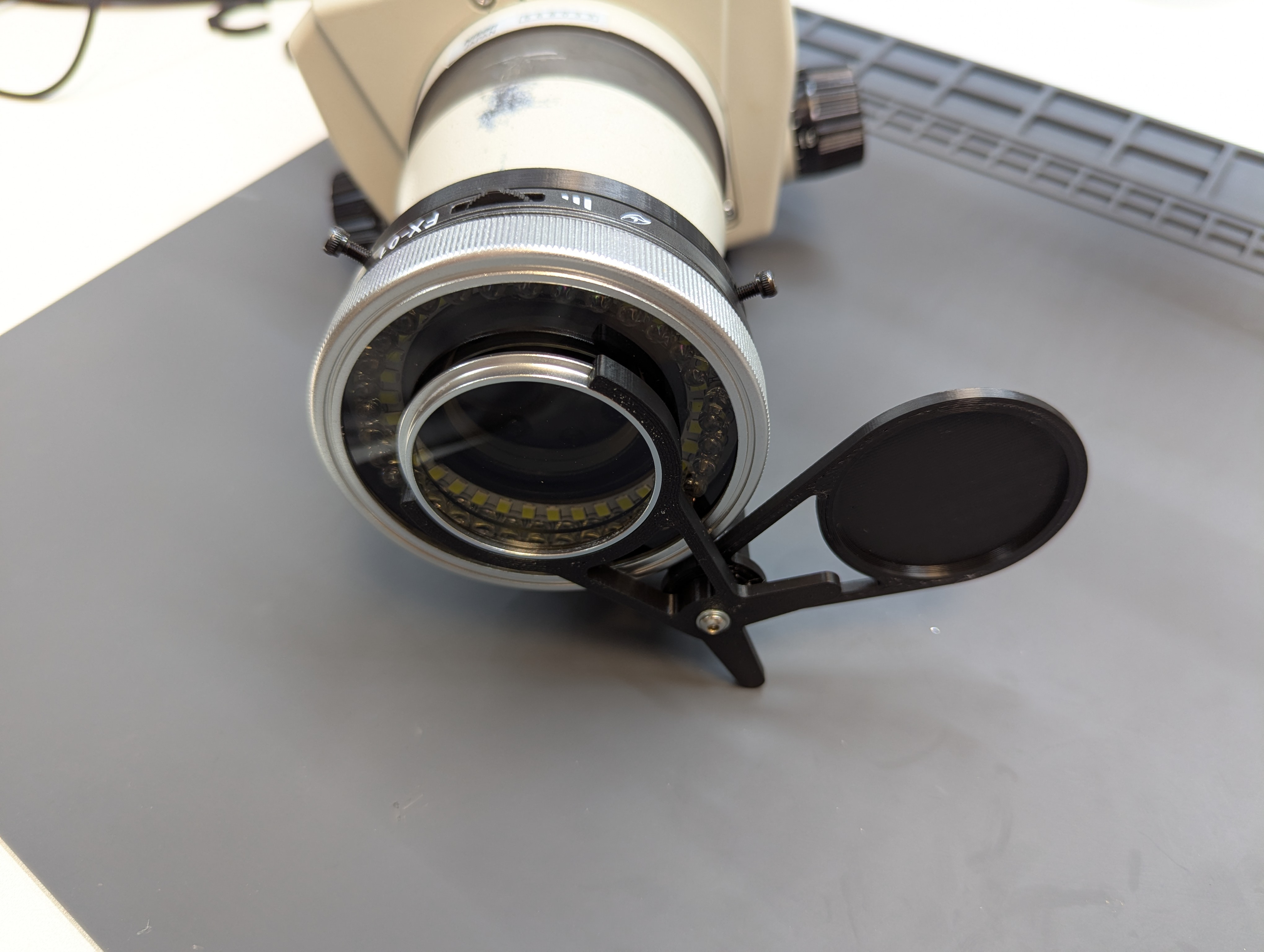 Microscope polarized lens flip mount — miniatura 2