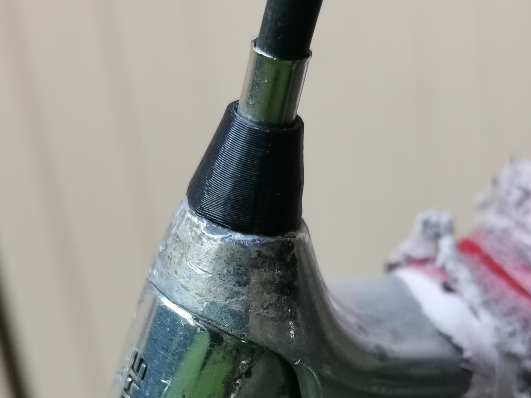 Brake cable casing adaptor / seating