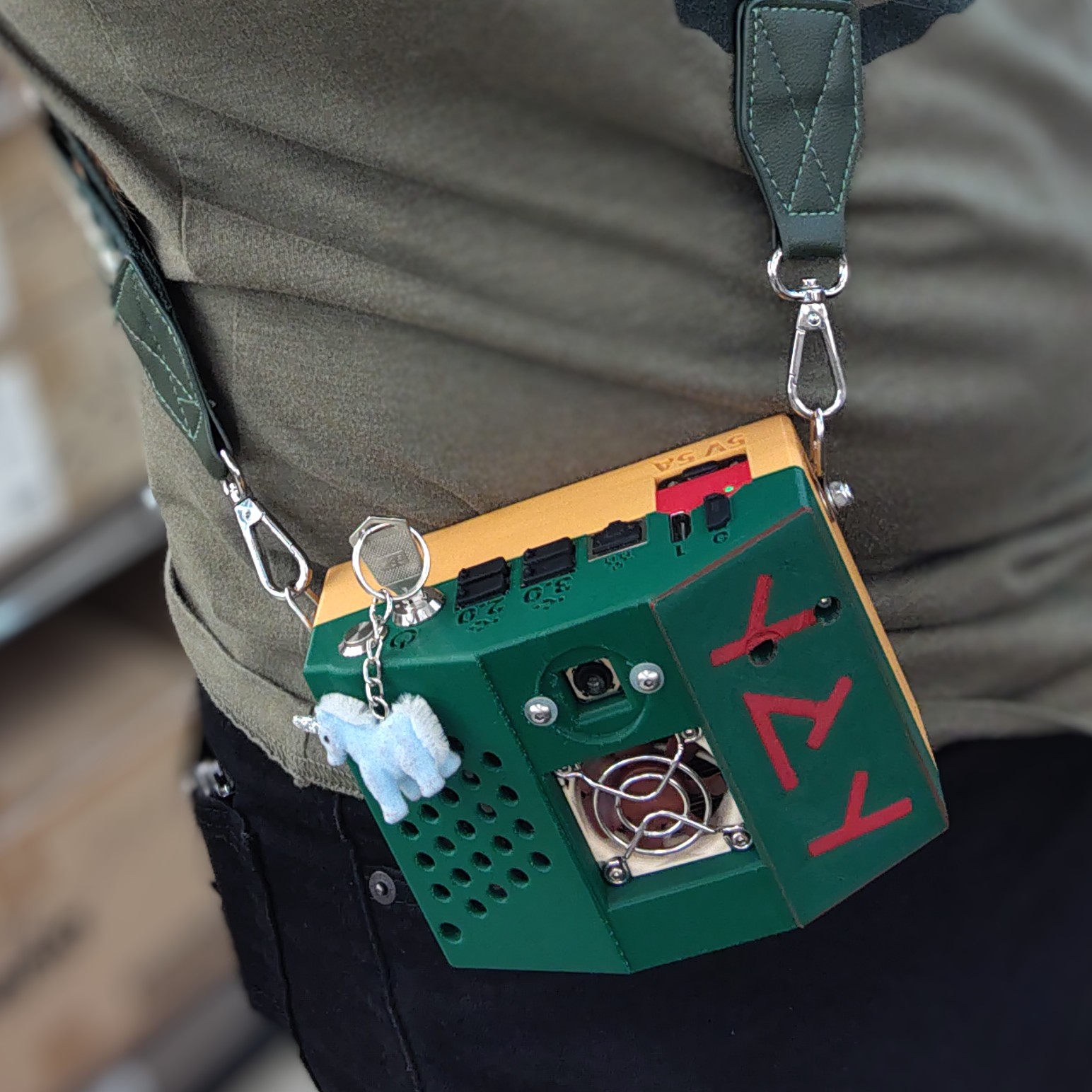 Raspberry Pi 5 On-Body Cyberdeck Case