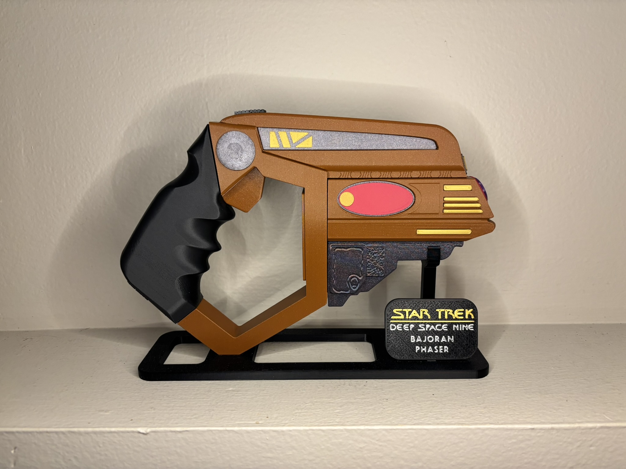 Star Trek: DS9 Bajoran Phaser