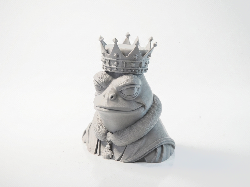 Frog King Figurine Animal Collectible 3D Printable