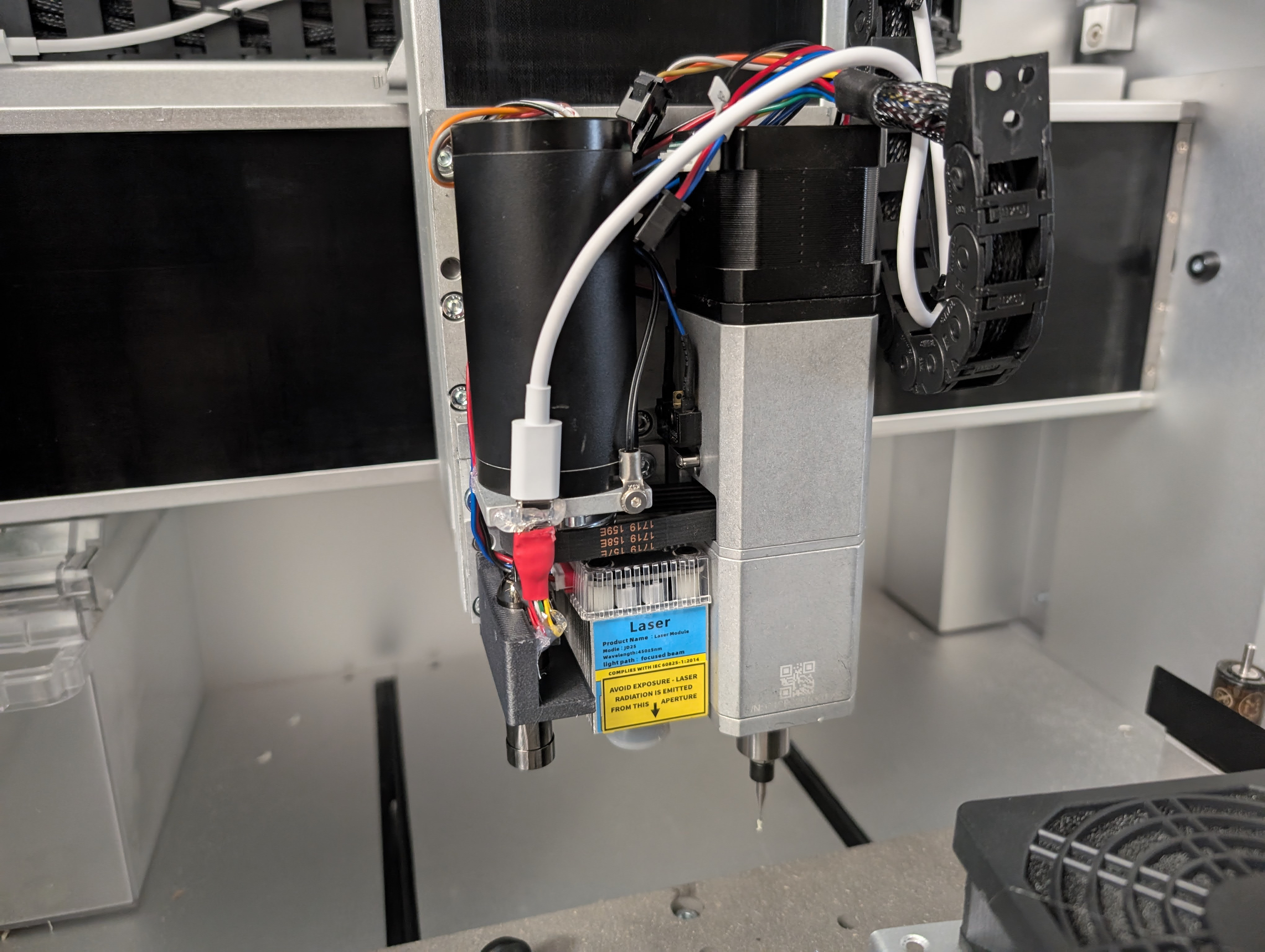 Carvera Endoscope Mount