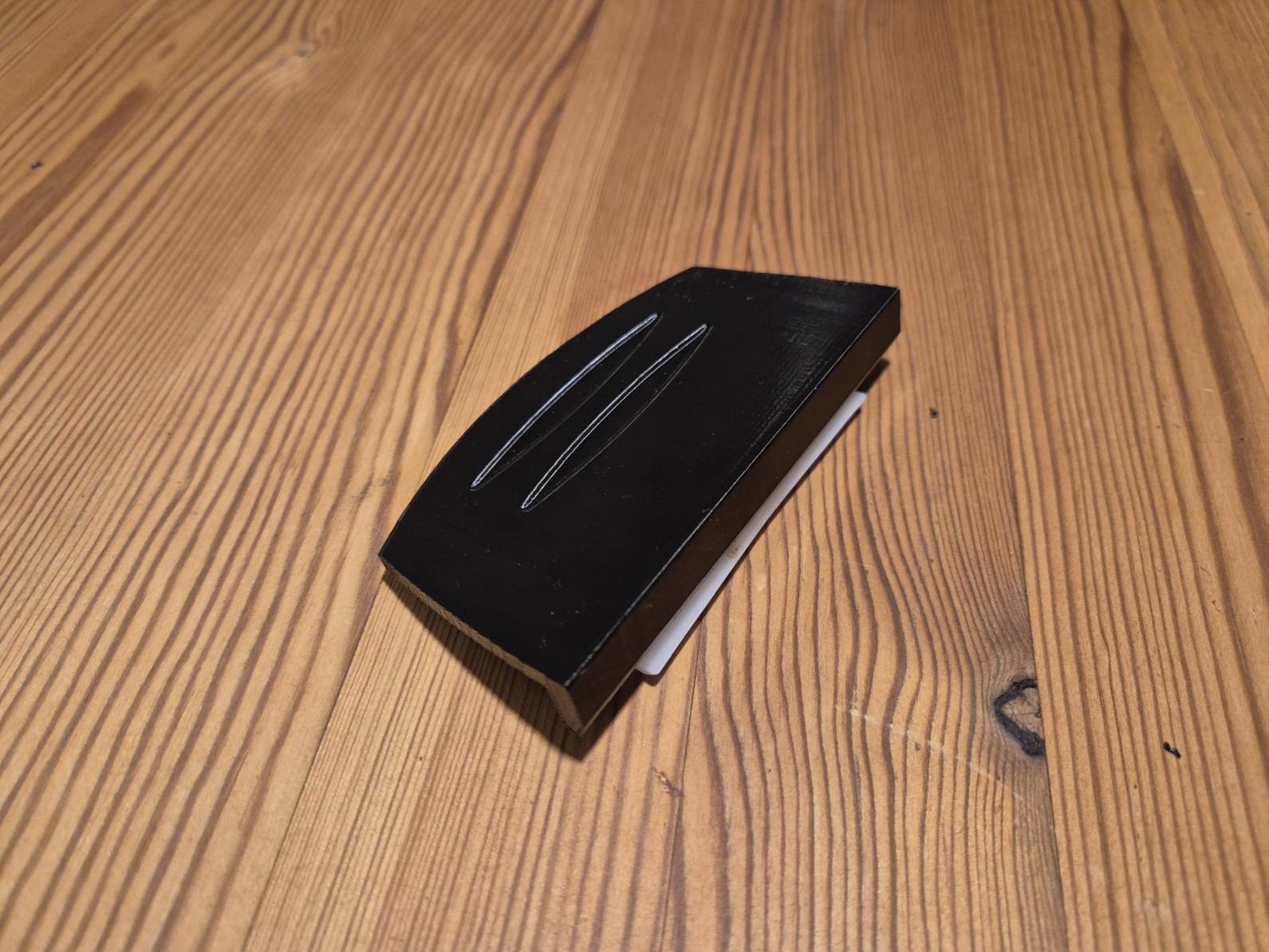 handle for internal fridge freezer