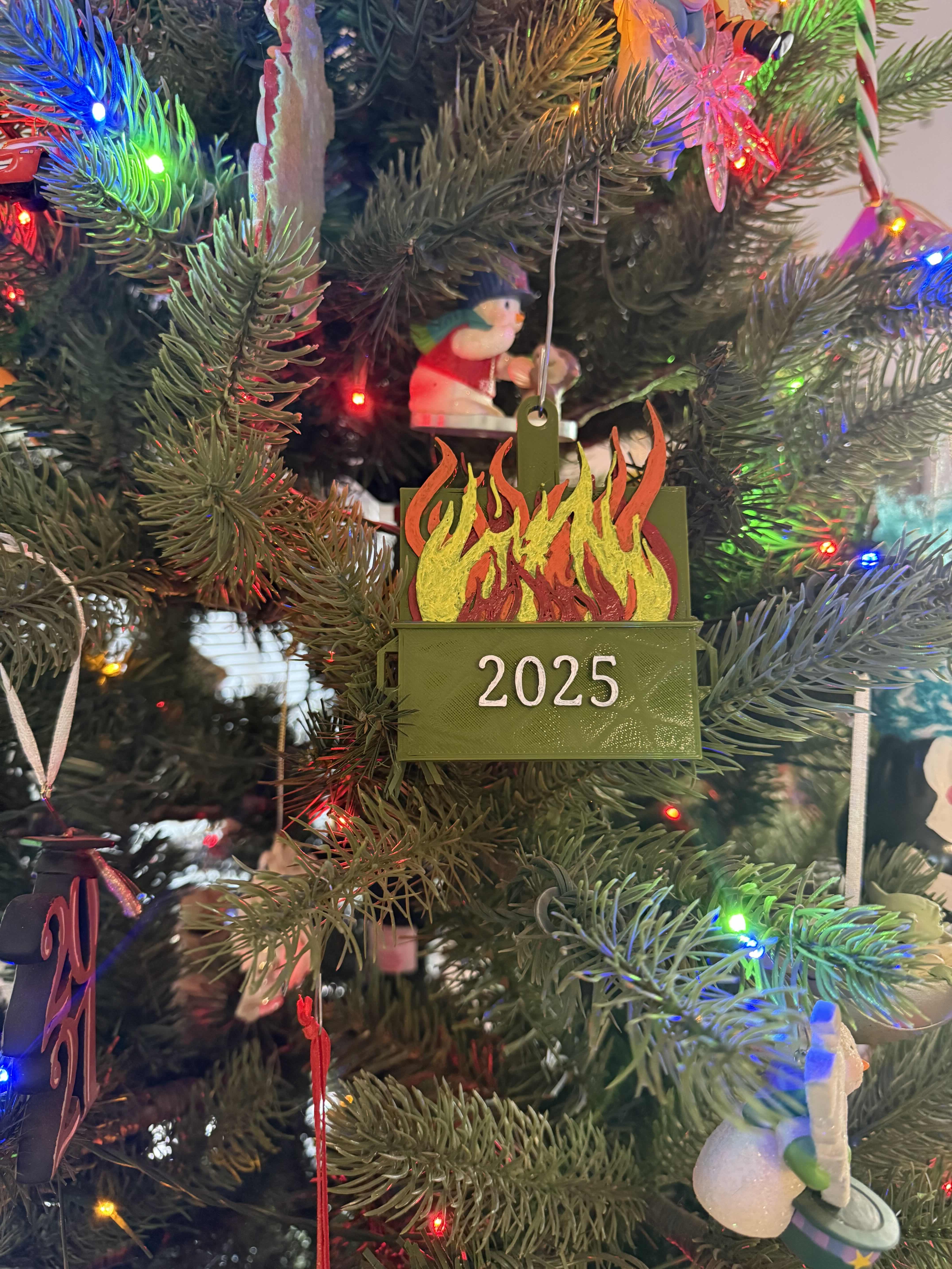 2025 2.5D Dumpster Fire Ornament