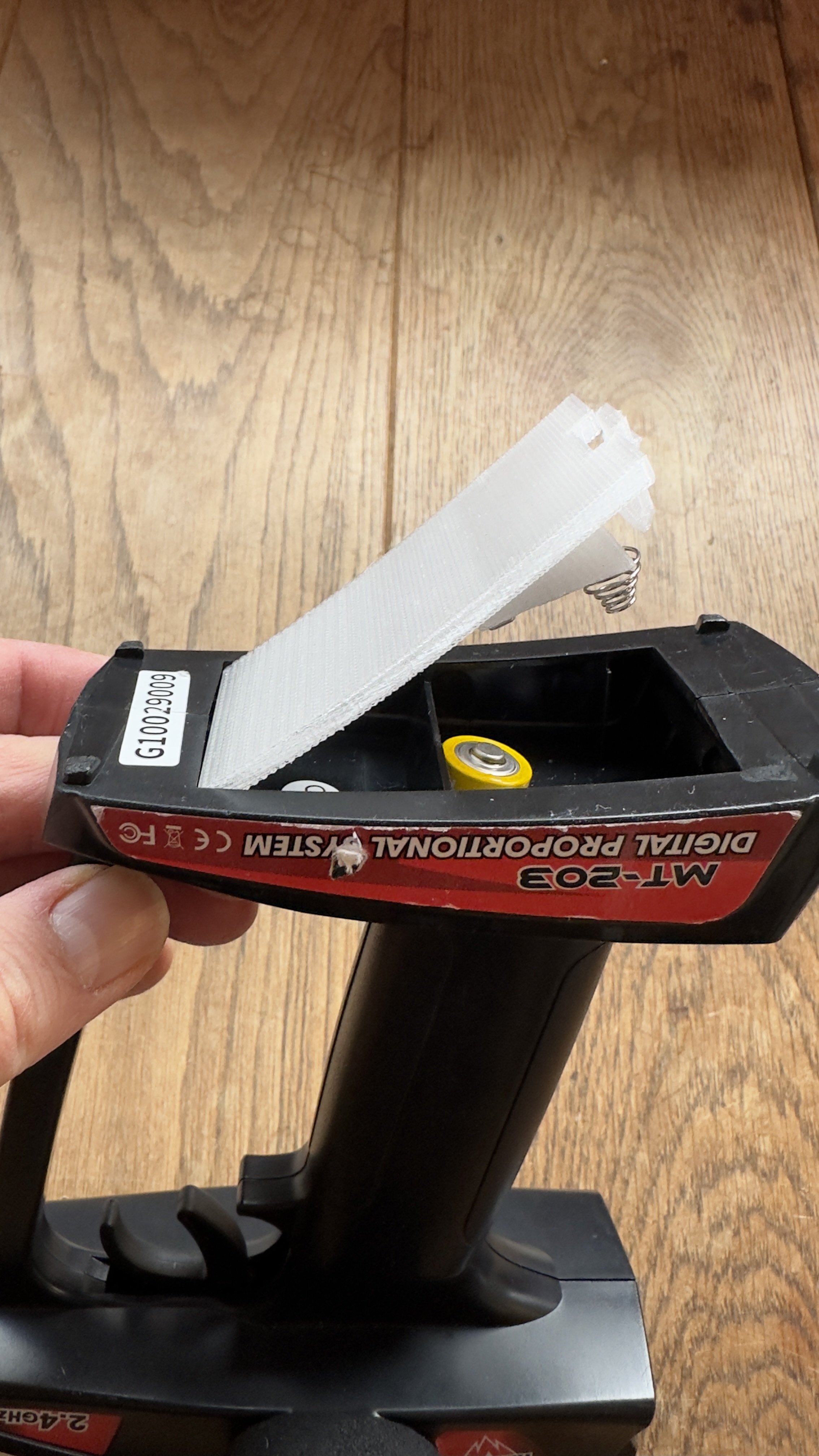 Battery lid for Himoto MT-203 remote control