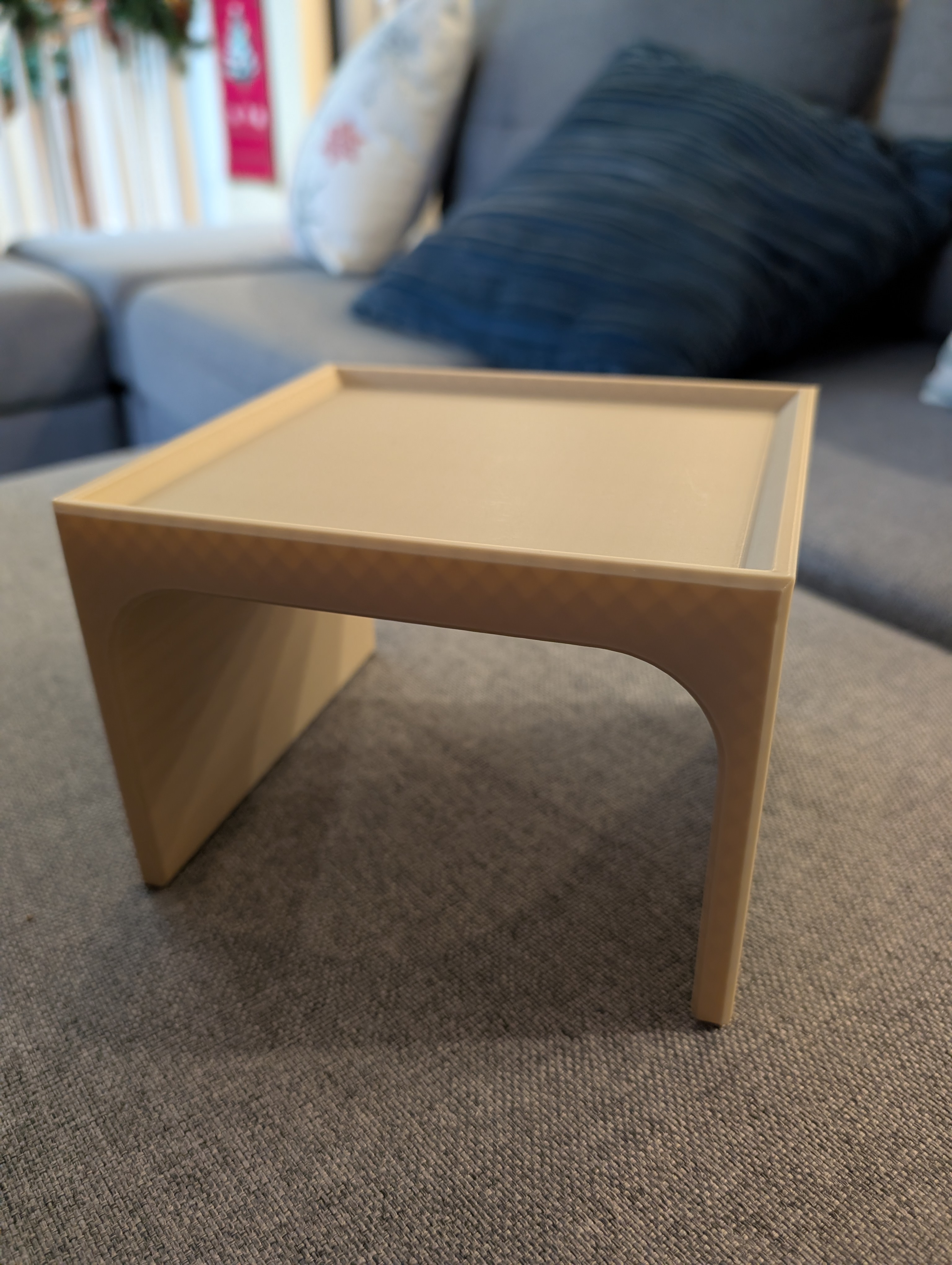 LINSY COUCH ARM SHELF - 6 INCH