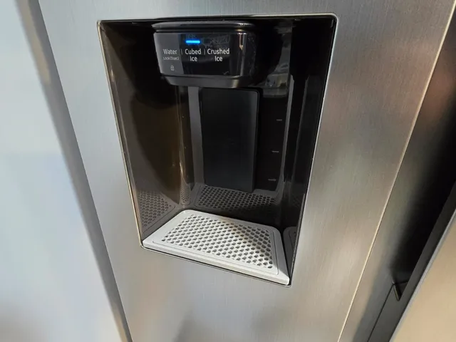 Samsung fridge RS22T5200S9 water/ice dispenser drip tray