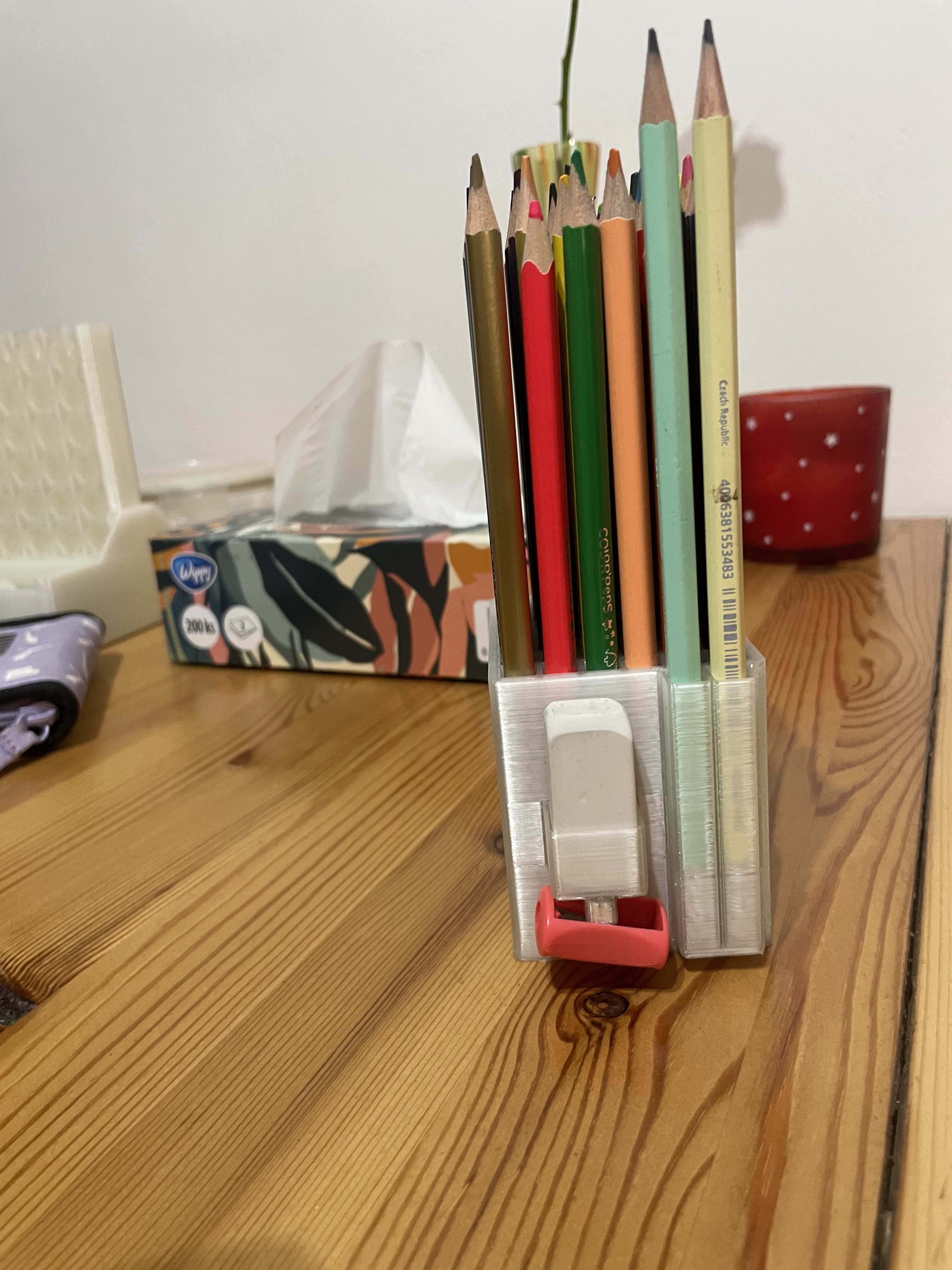 colored pencil stand (48+2 pencils) with pencil eraser slot and pencil sharpener magnetic holder #freecad — thumbnail 5