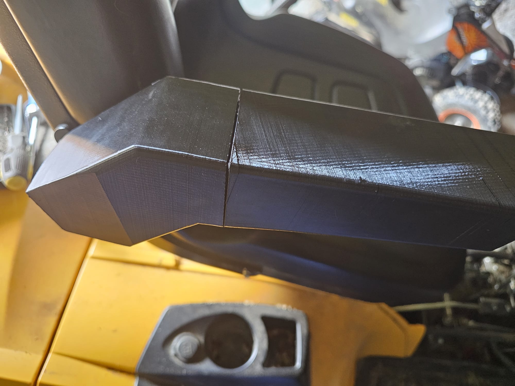 Armrest - fits on Stiga 9122 XWS (Opěrka ruky, lze použít na Stiga  9122 XWS)